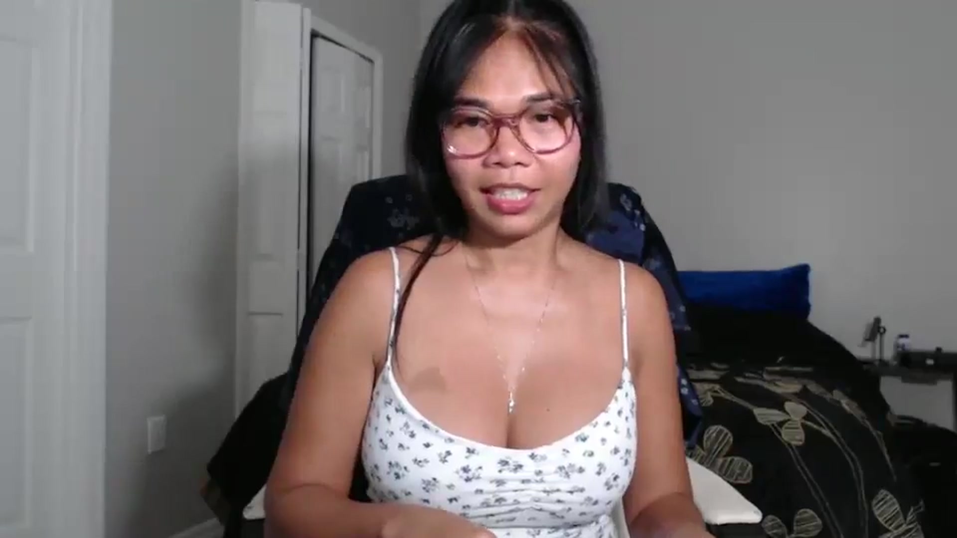 Gallery image thumbnail from Littlekai2023's myfreecams stream on, 09/04/2024, 23:56 image 18 of 20