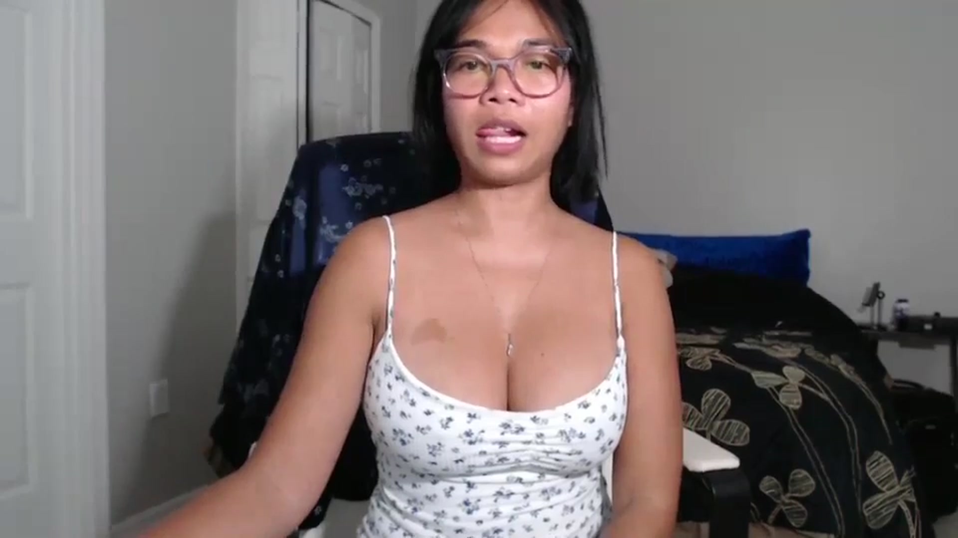 Gallery image thumbnail from Littlekai2023's myfreecams stream on, 09/05/2024, 03:52 image 5 of 20