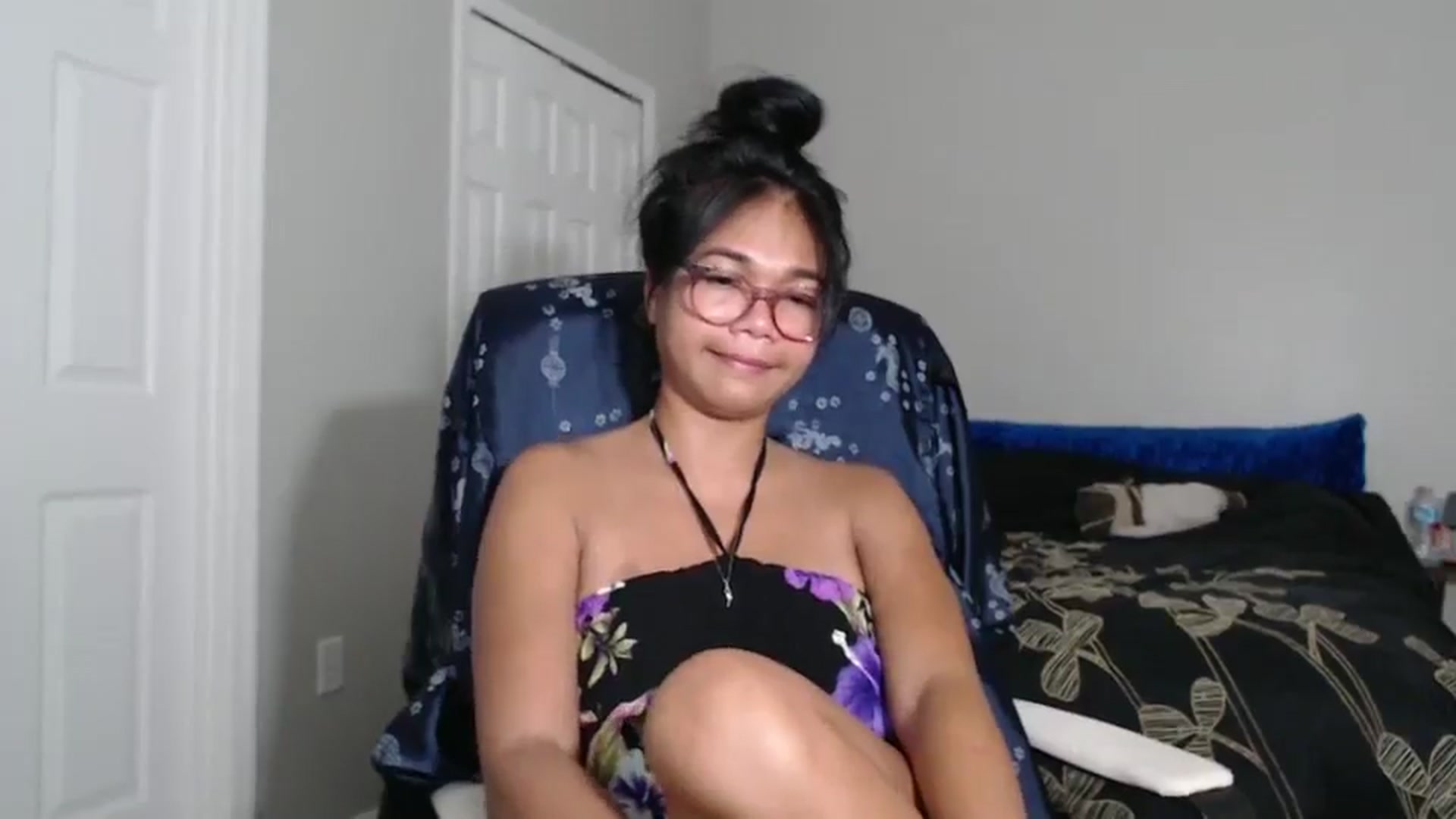 Gallery image thumbnail from Littlekai2023's myfreecams stream on, 09/09/2024, 02:19 image 20 of 20