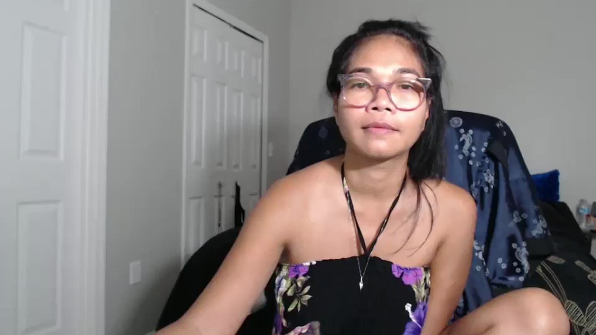 Gallery image thumbnail from Littlekai2023's myfreecams stream on, 09/09/2024, 02:19 image 17 of 20