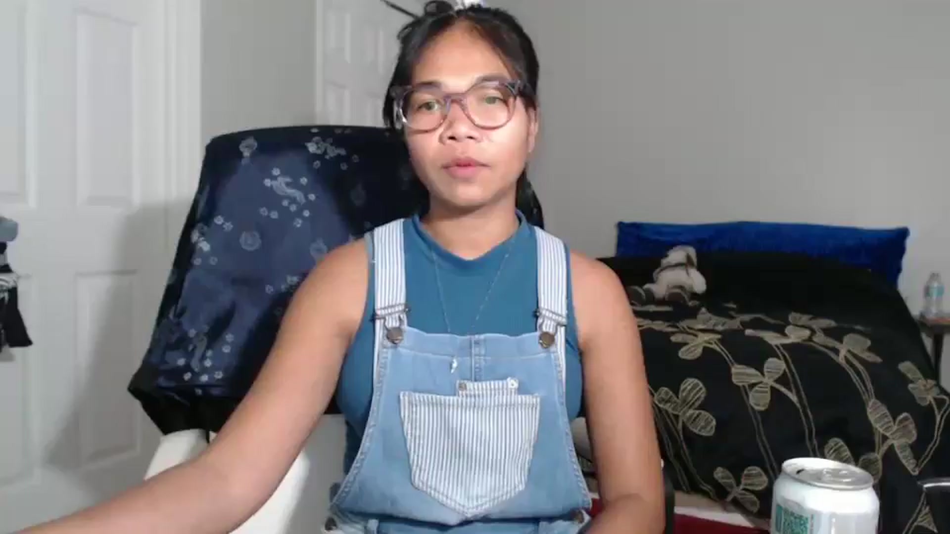Gallery image thumbnail from Littlekai2023's myfreecams stream on, 09/10/2024, 24:01 image 12 of 20