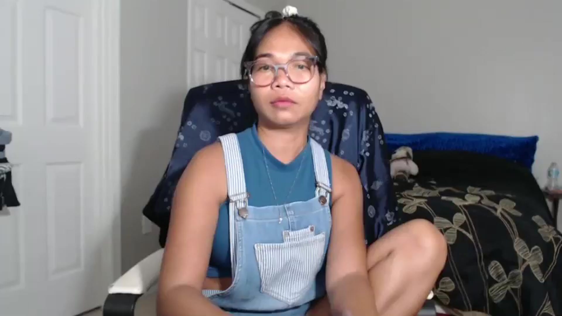 Gallery image thumbnail from Littlekai2023's myfreecams stream on, 09/10/2024, 24:01 image 3 of 20