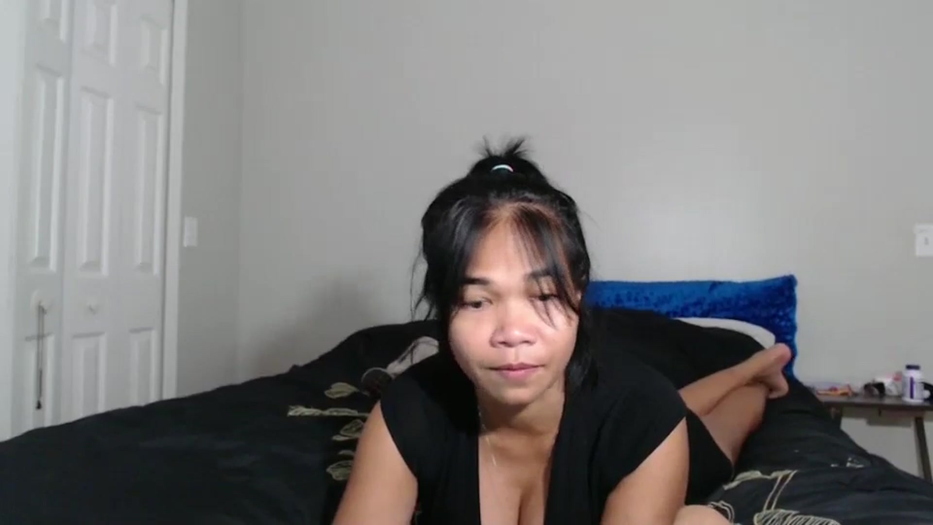Gallery image thumbnail from Littlekai2023's myfreecams stream on, 09/11/2024, 04:59 image 9 of 20