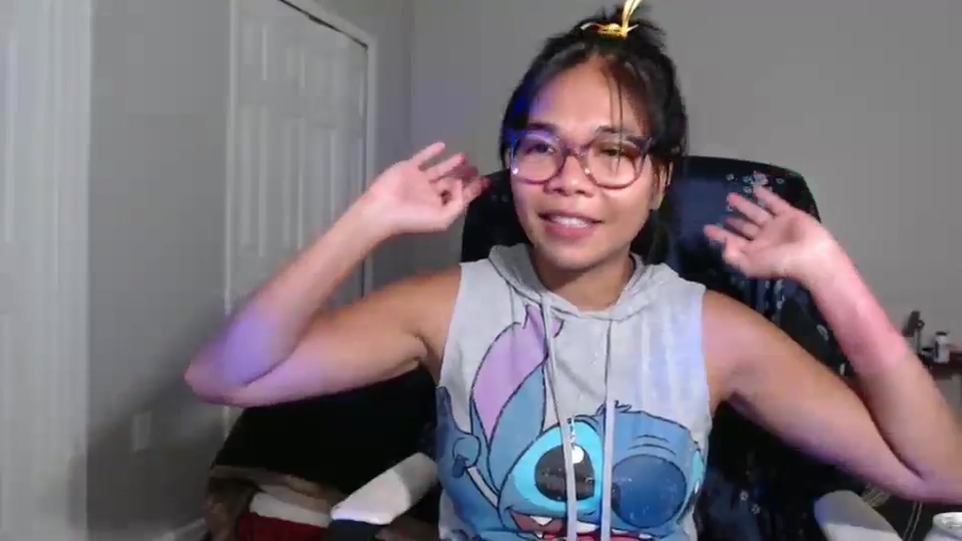 Gallery image thumbnail from Littlekai2023's myfreecams stream on, 09/12/2024, 03:16 image 17 of 20