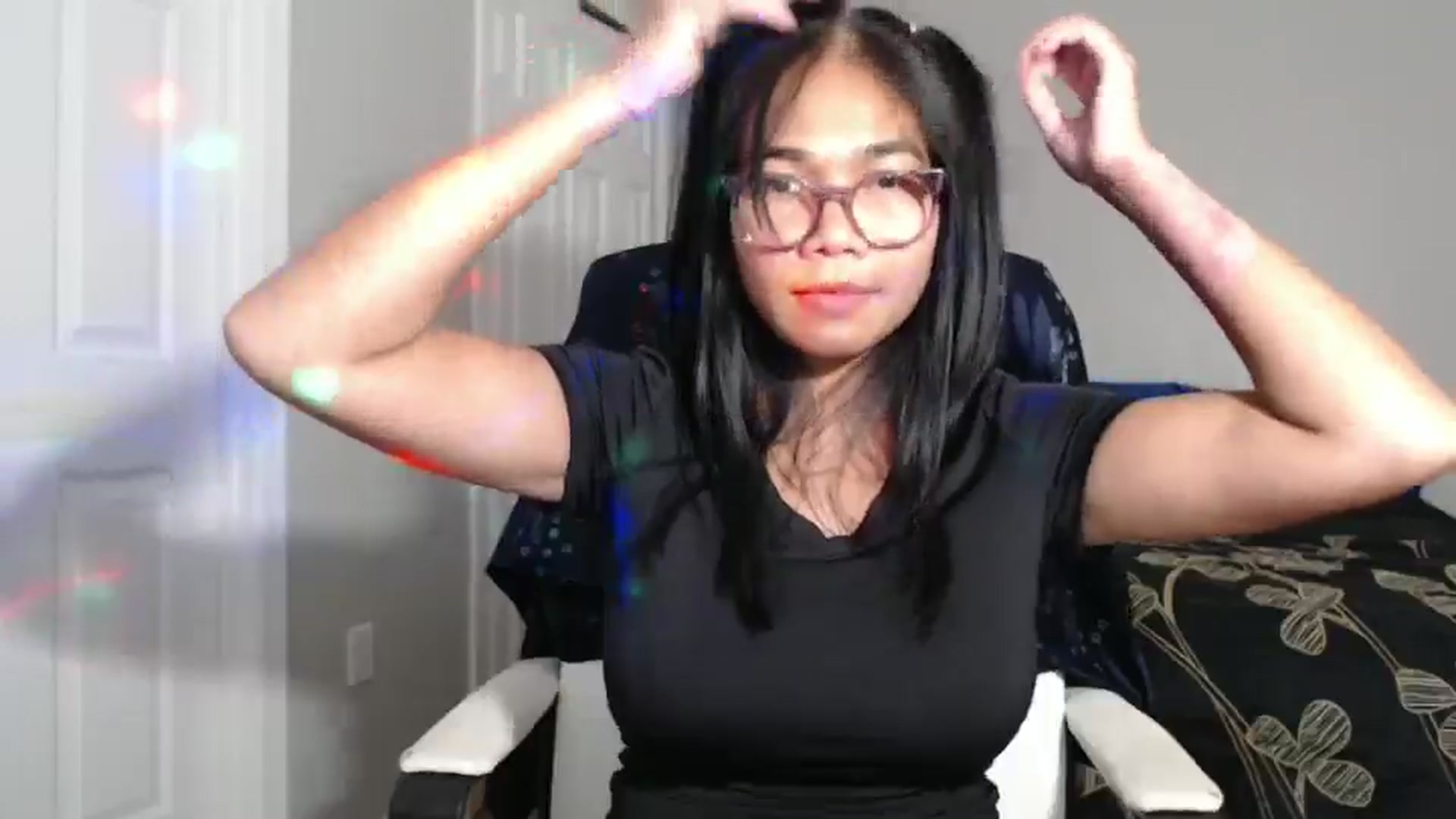 Gallery image thumbnail from Littlekai2023's myfreecams stream on, 09/15/2024, 03:52 image 10 of 20