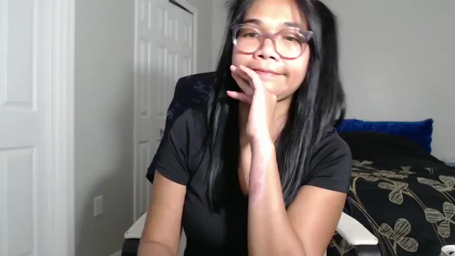 Gallery image thumbnail from Littlekai2023's myfreecams stream on, 09/15/2024, 03:52 image 9 of 20