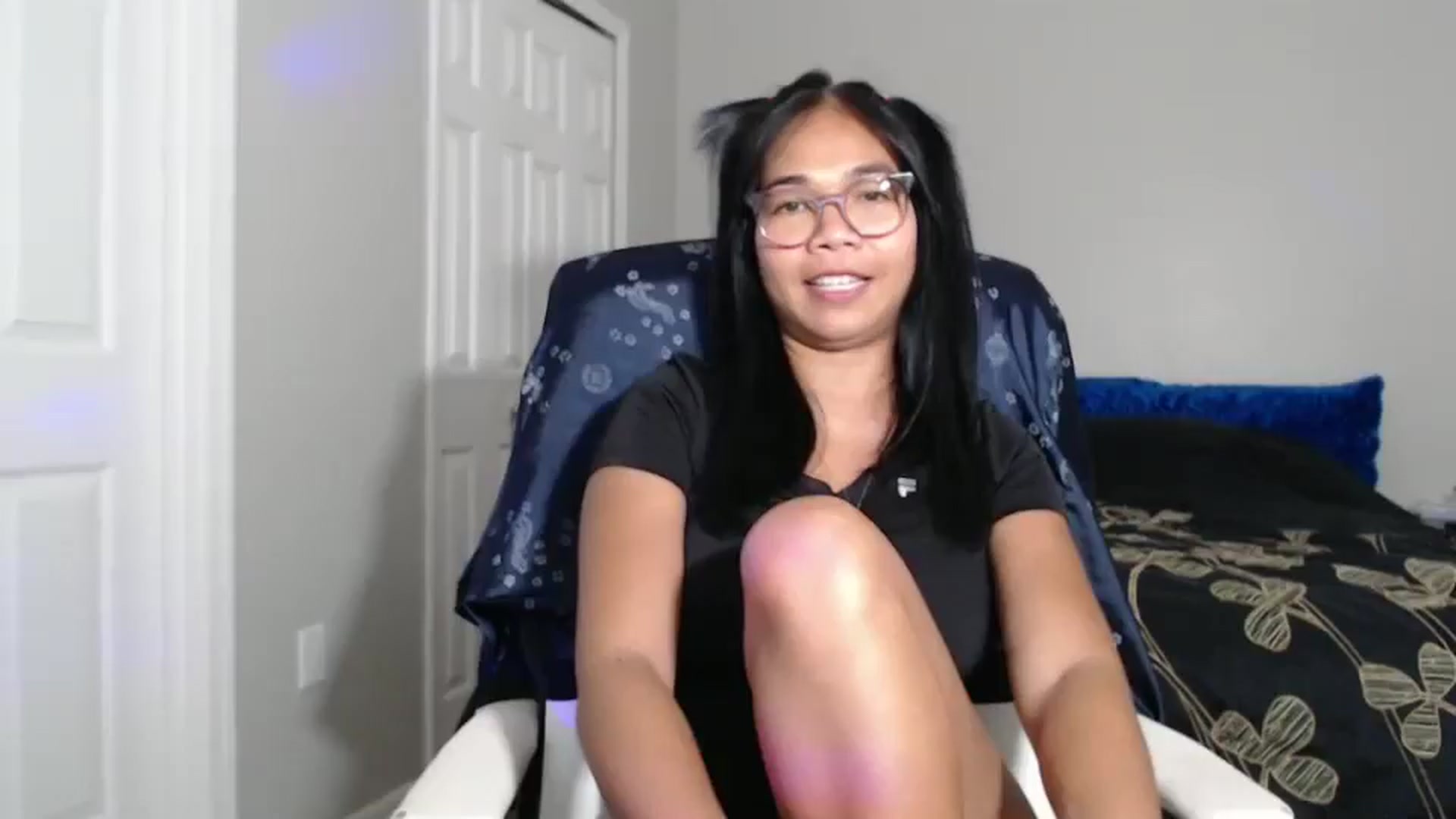 Gallery image thumbnail from Littlekai2023's myfreecams stream on, 09/15/2024, 03:52 image 1 of 20