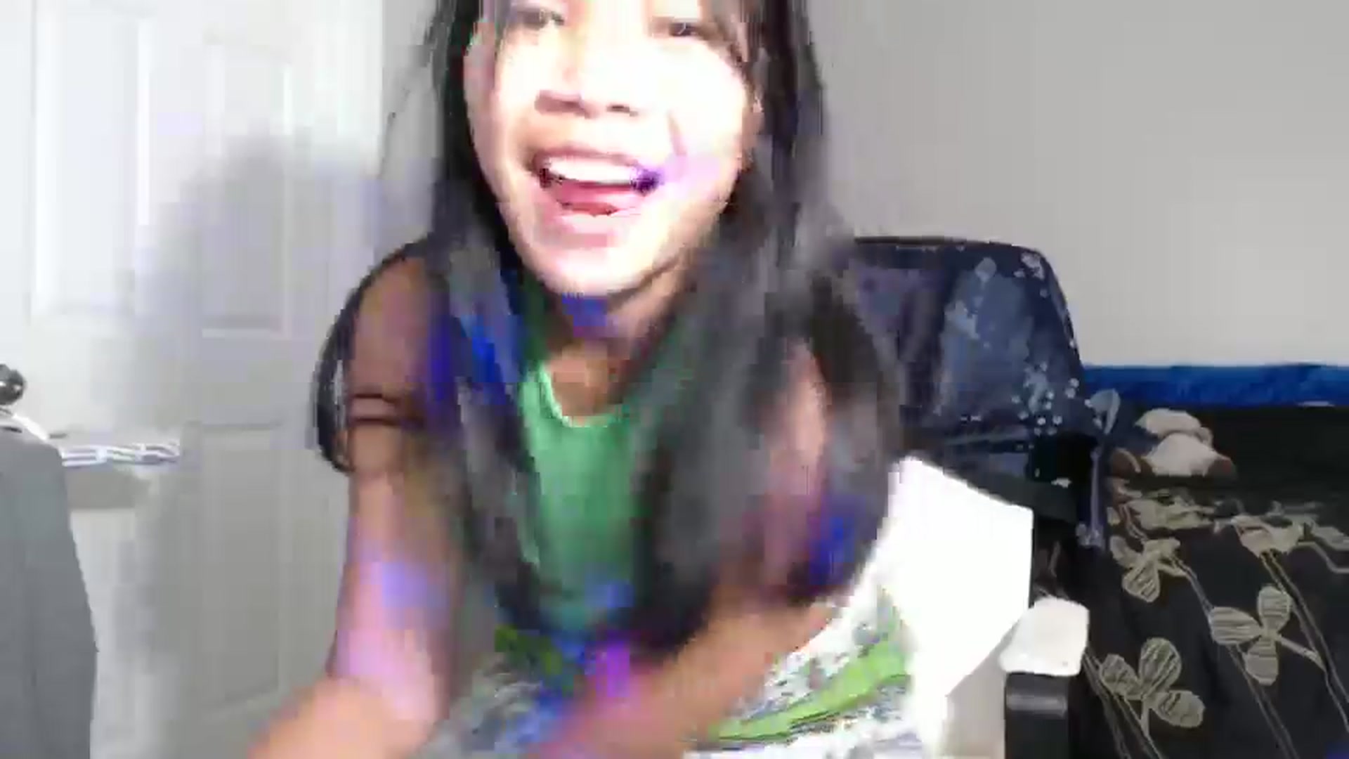 Gallery image thumbnail from Littlekai2023's myfreecams stream on, 09/16/2024, 24:20 image 18 of 20