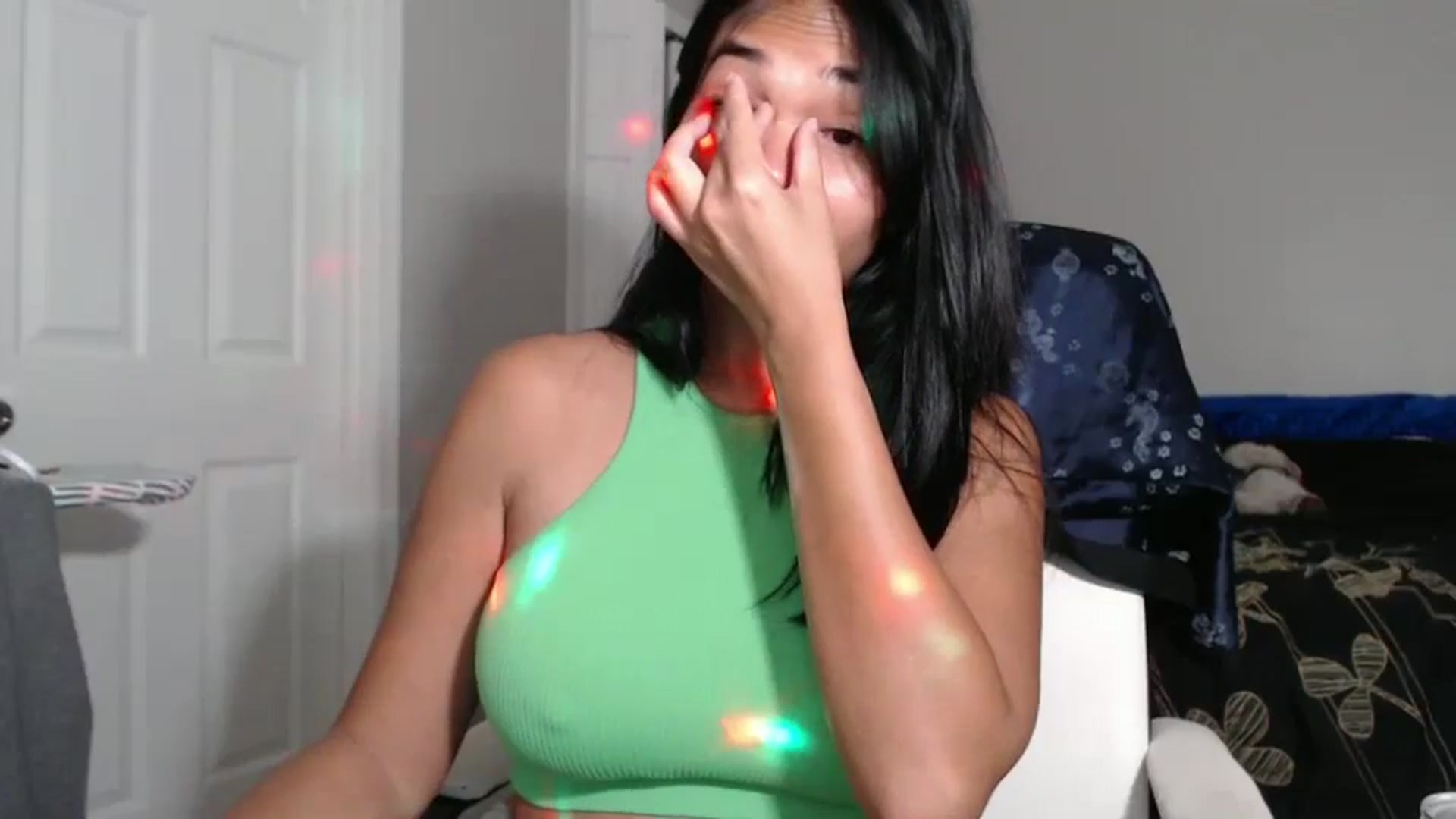 Gallery image thumbnail from Littlekai2023's myfreecams stream on, 09/16/2024, 24:20 image 16 of 20