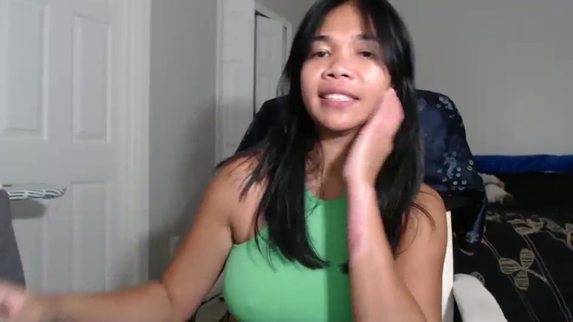 Gallery image thumbnail from Littlekai2023's myfreecams stream on, 09/16/2024, 24:20 image 3 of 20