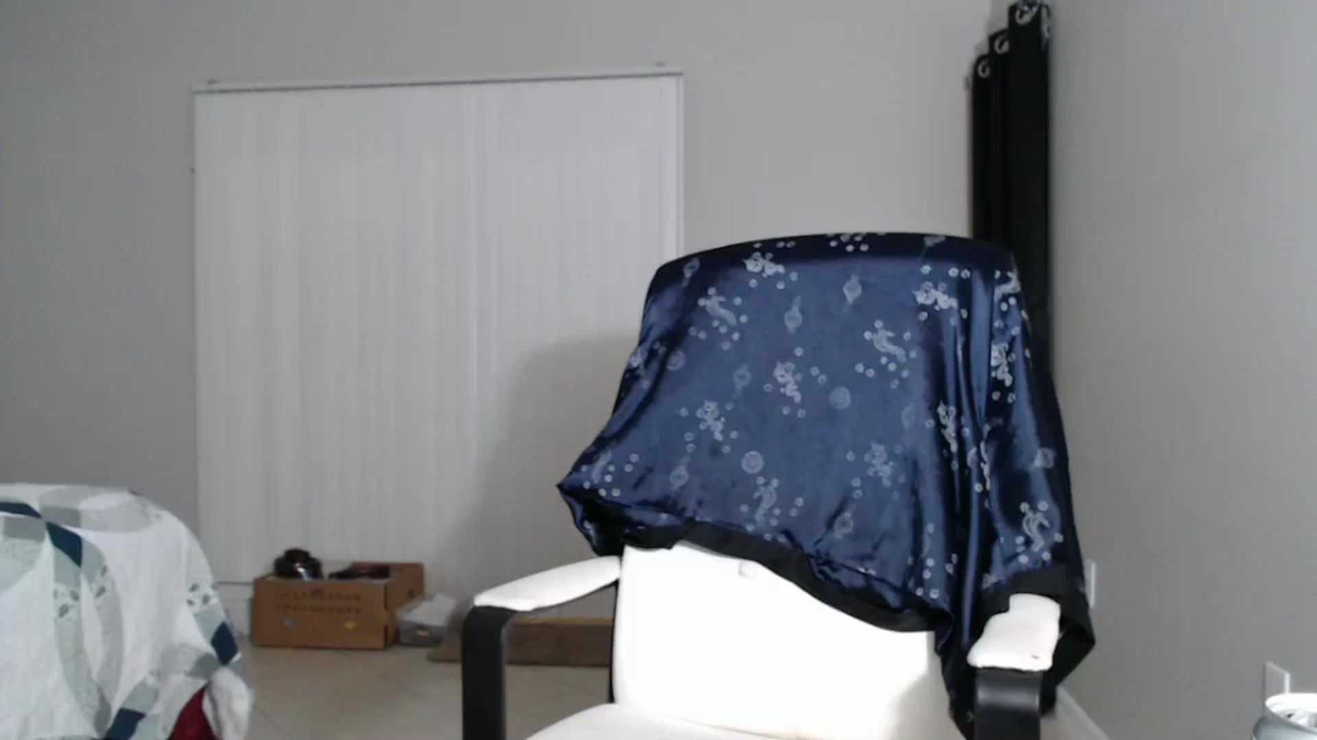 Gallery image thumbnail from Littlekai2023's myfreecams stream on, 09/22/2024, 03:25 image 10 of 20