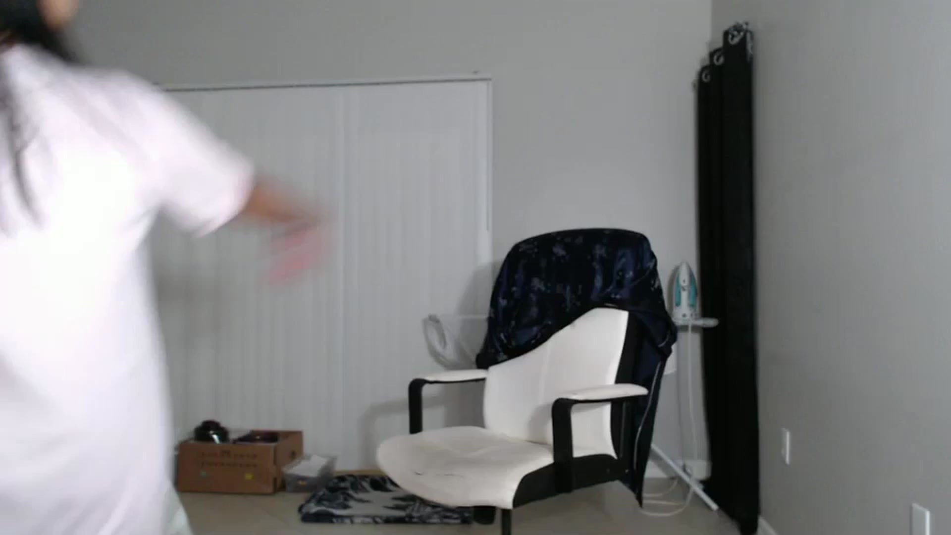 Gallery image thumbnail from Littlekai2023's myfreecams stream on, 09/28/2024, 03:27 image 17 of 20