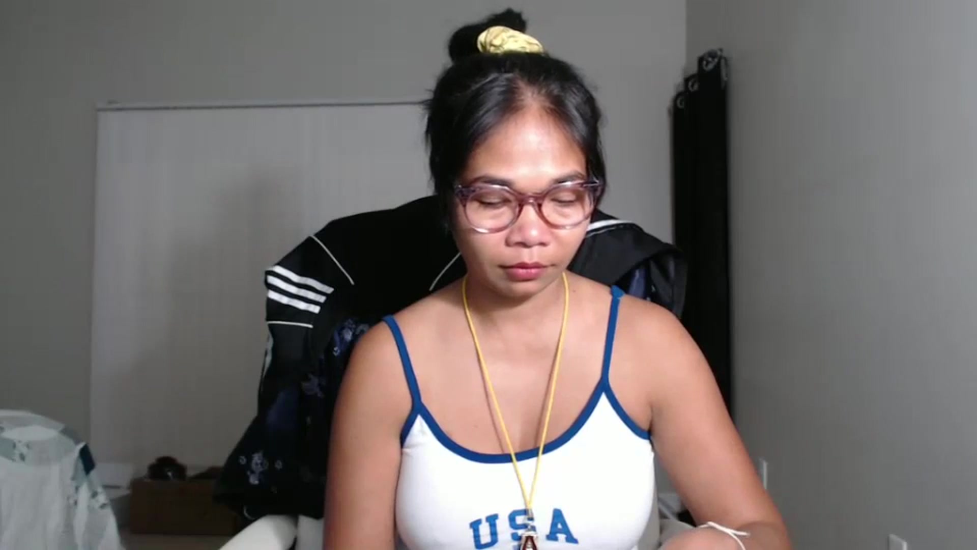 Gallery image thumbnail from Littlekai2023's myfreecams stream on, 09/30/2024, 03:57 image 4 of 20