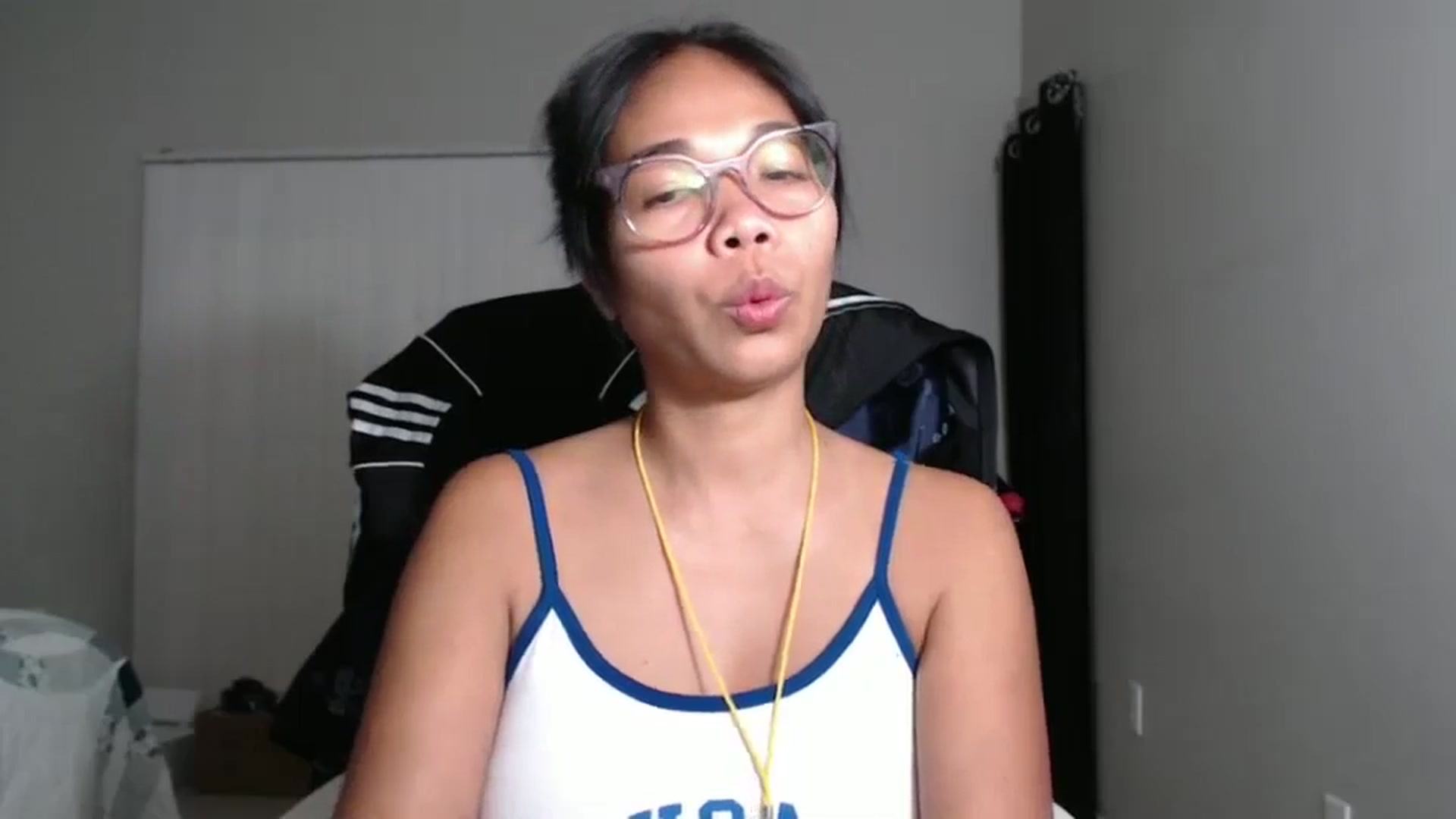 Gallery image thumbnail from Littlekai2023's myfreecams stream on, 09/30/2024, 03:57 image 10 of 20