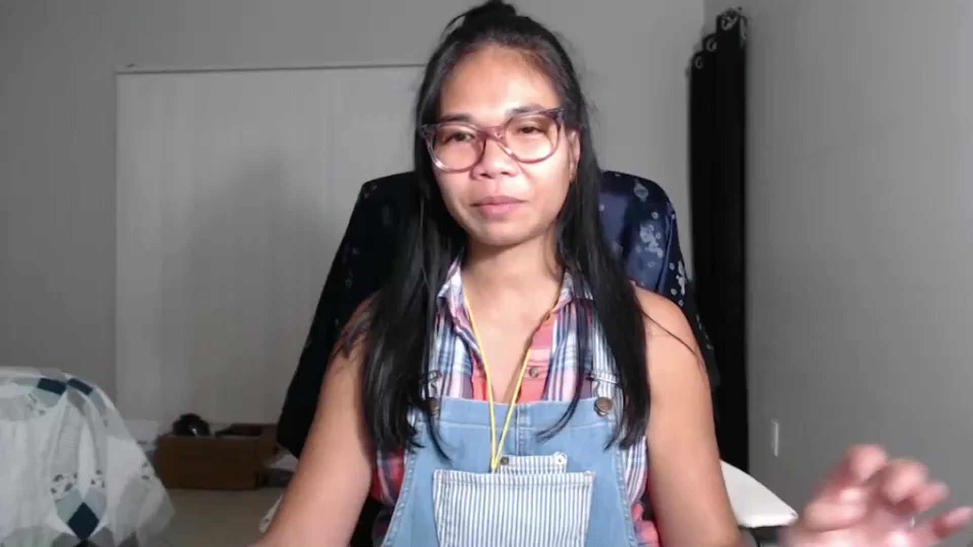Gallery image thumbnail from Littlekai2023's myfreecams stream on, 10/06/2024, 03:50 image 18 of 20