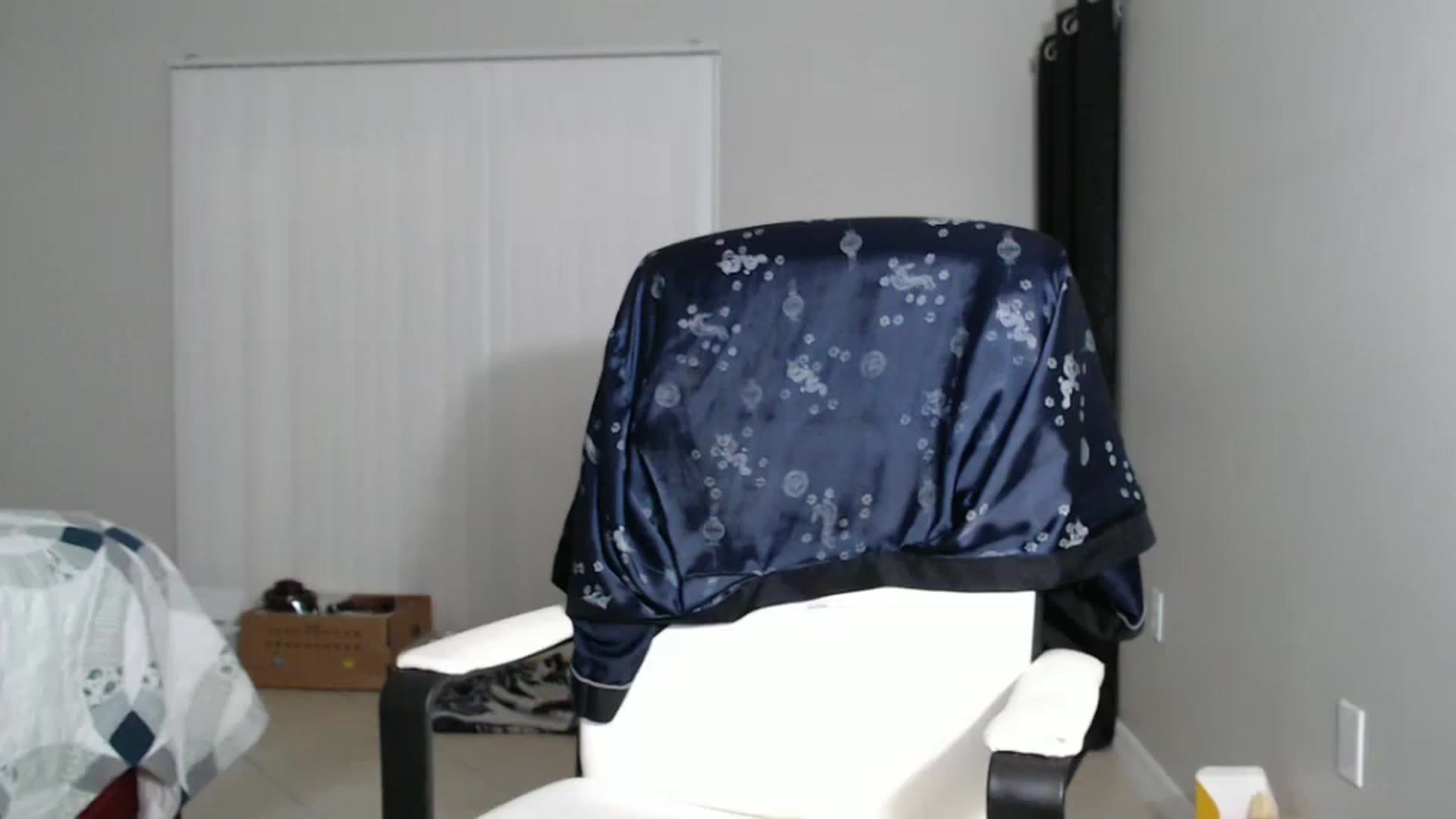 Gallery image thumbnail from Littlekai2023's myfreecams stream on, 10/06/2024, 03:50 image 5 of 20