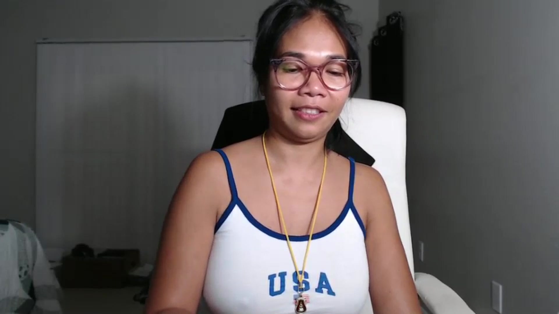 Gallery image thumbnail from Littlekai2023's myfreecams stream on, 10/08/2024, 05:08 image 17 of 20