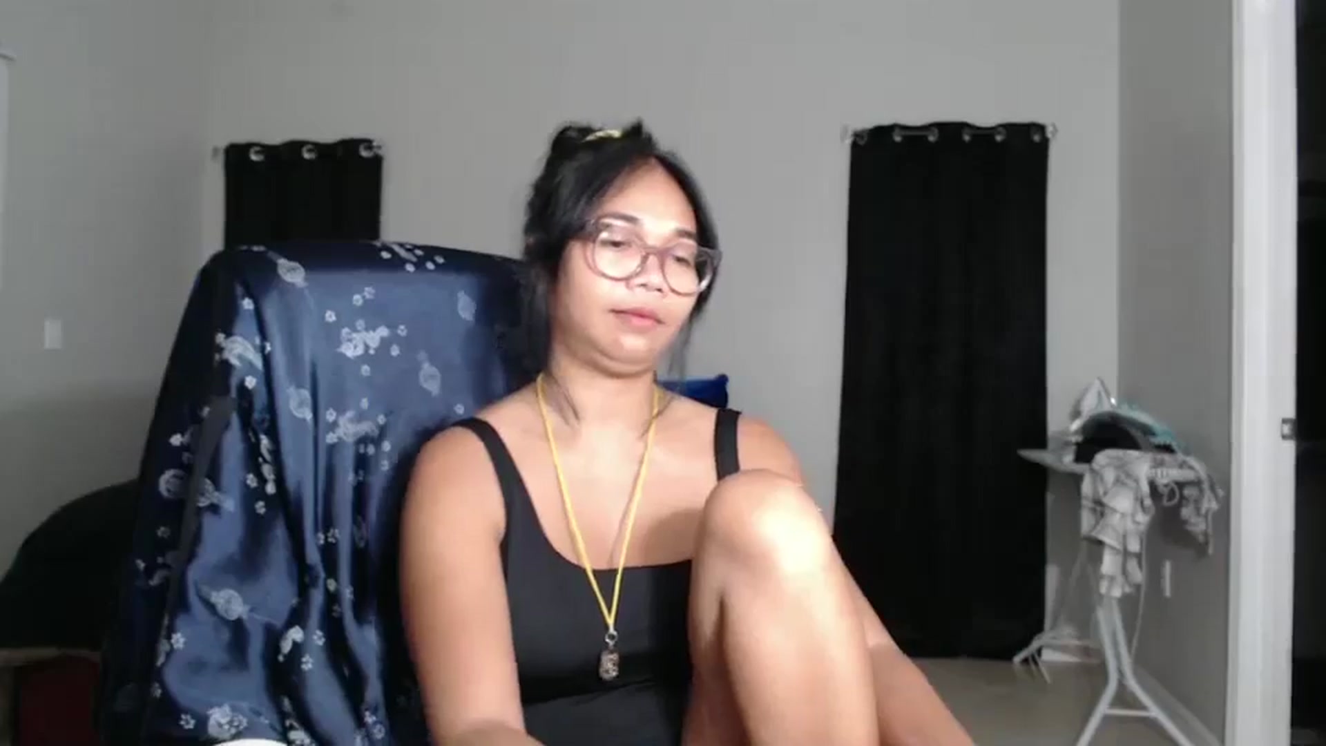 Gallery image thumbnail from Littlekai2023's myfreecams stream on, 10/13/2024, 23:45 image 12 of 20