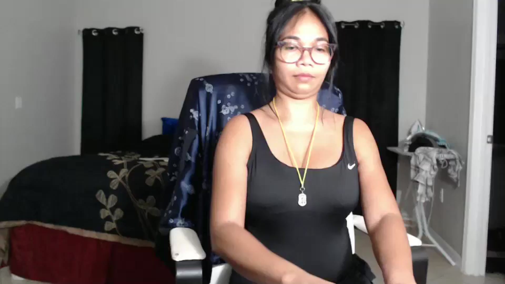 Gallery image thumbnail from Littlekai2023's myfreecams stream on, 10/14/2024, 24:00 image 19 of 20