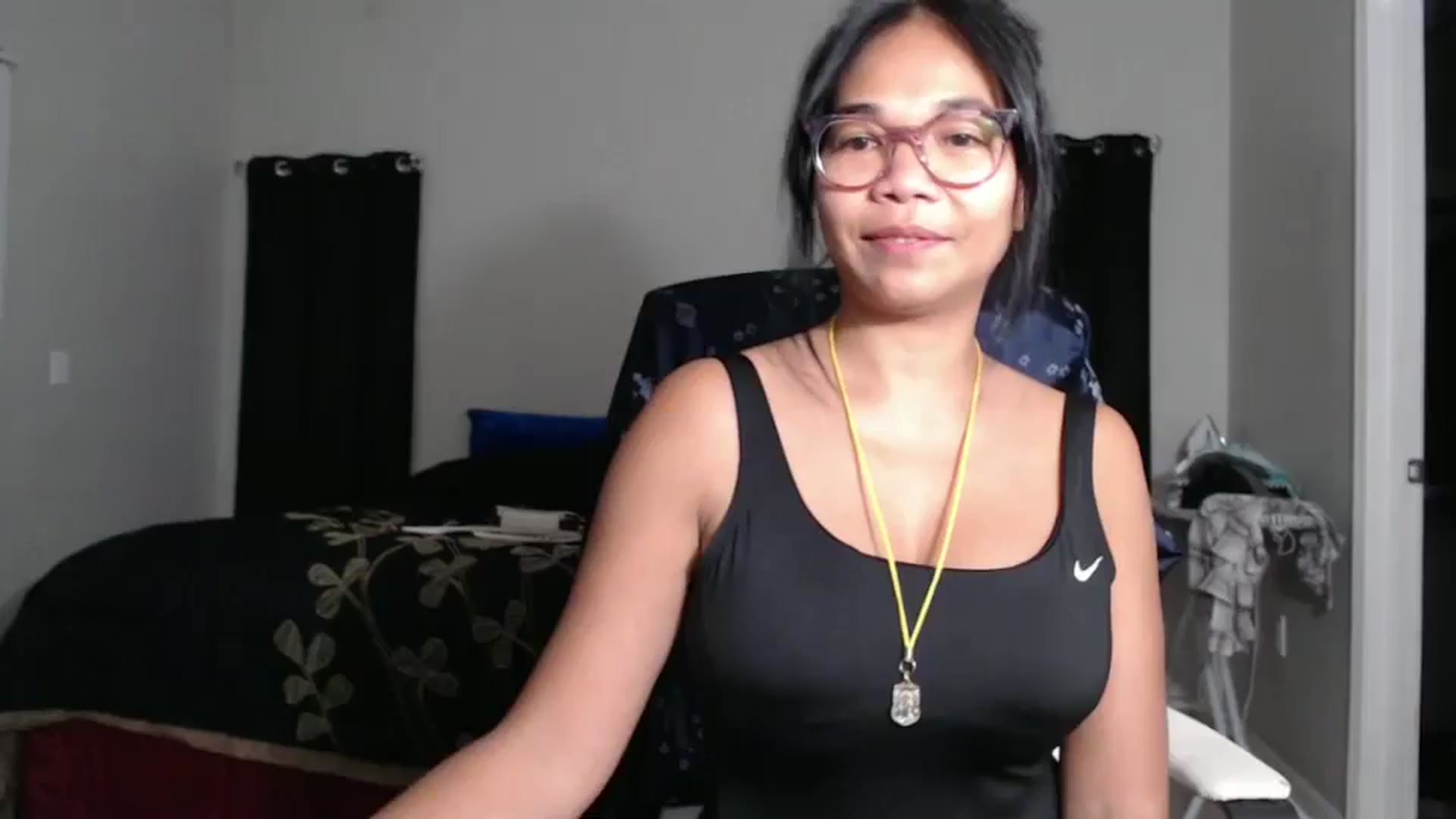 Gallery image thumbnail from Littlekai2023's myfreecams stream on, 10/14/2024, 24:00 image 14 of 20