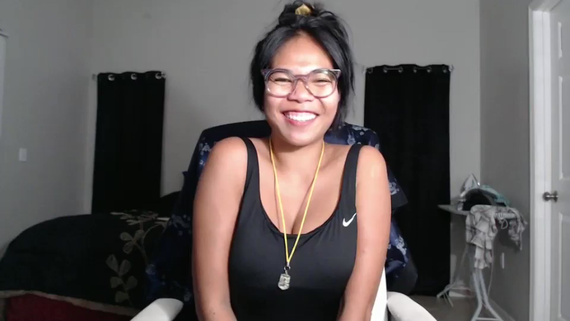 Gallery image thumbnail from Littlekai2023's myfreecams stream on, 10/14/2024, 04:03 image 14 of 20