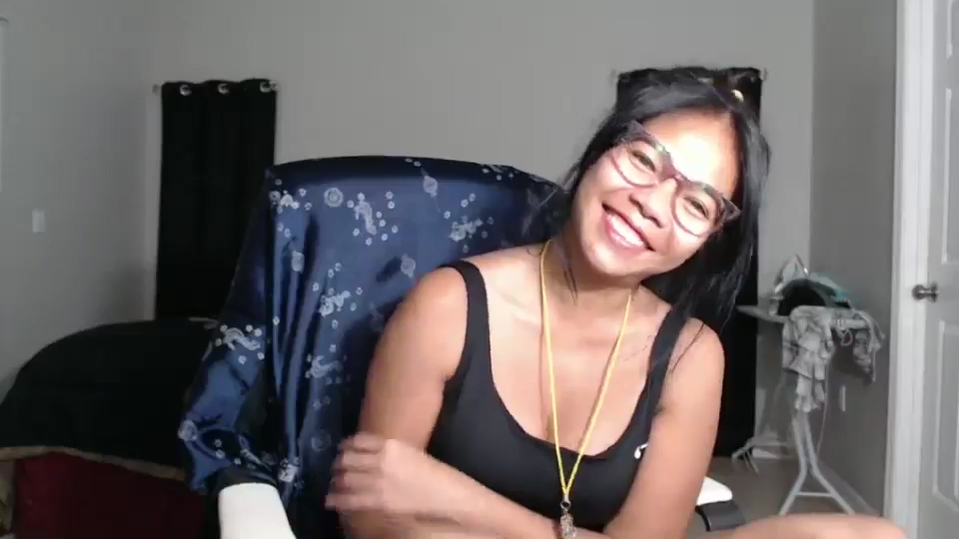 Gallery image thumbnail from Littlekai2023's myfreecams stream on, 10/14/2024, 04:03 image 6 of 20
