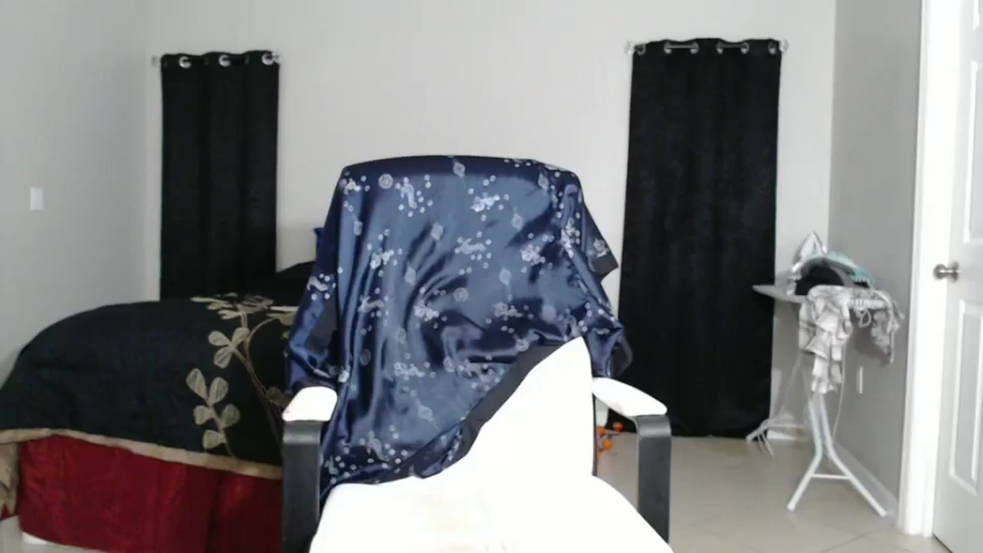 Gallery image thumbnail from Littlekai2023's myfreecams stream on, 10/14/2024, 04:03 image 2 of 20