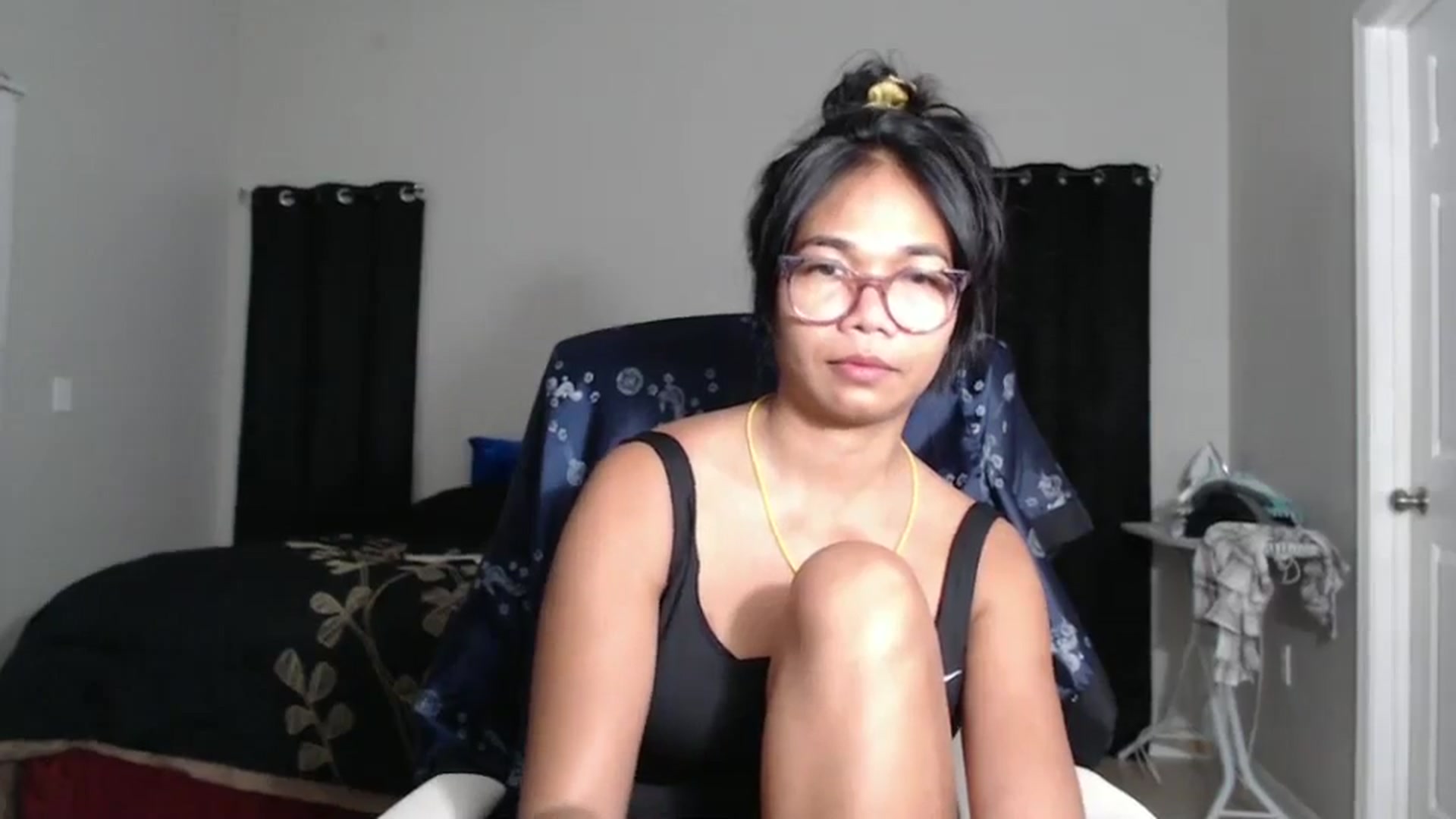 Gallery image thumbnail from Littlekai2023's myfreecams stream on, 10/14/2024, 04:03 image 15 of 20