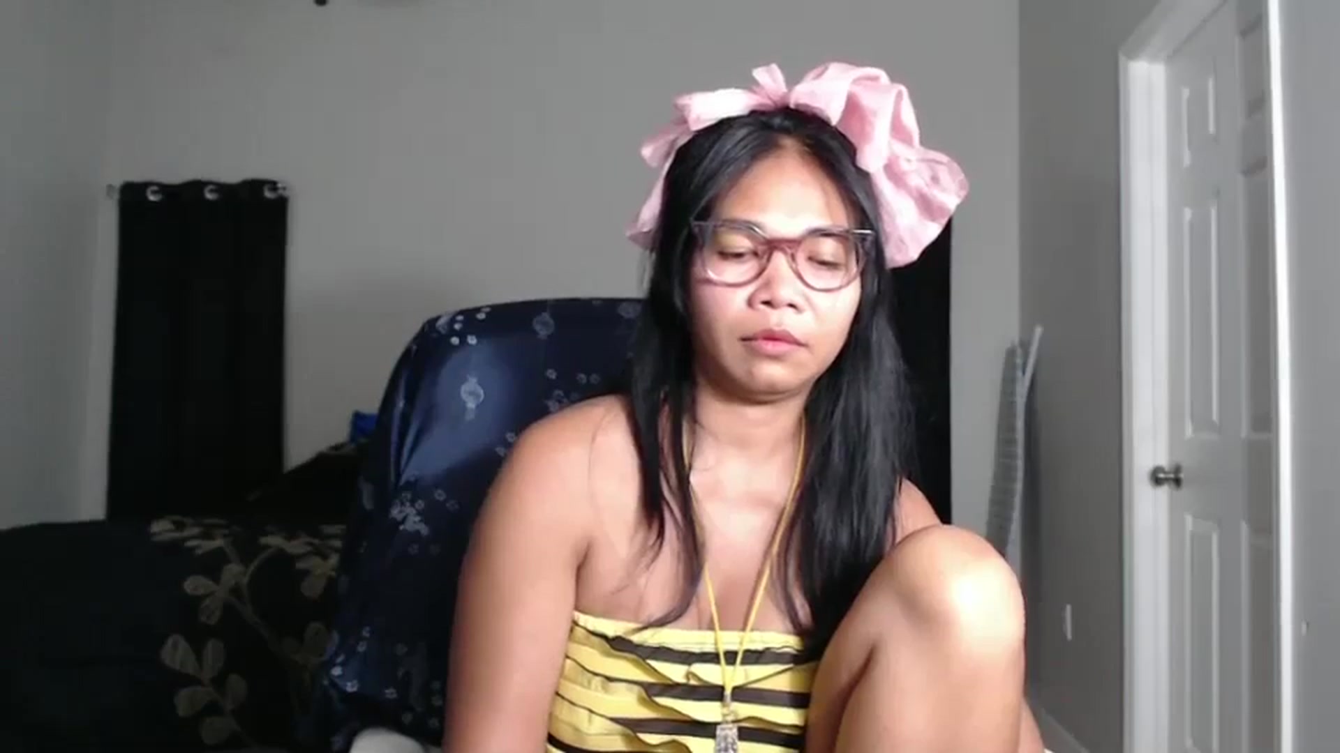 Gallery image thumbnail from Littlekai2023's myfreecams stream on, 10/16/2024, 03:32 image 9 of 20