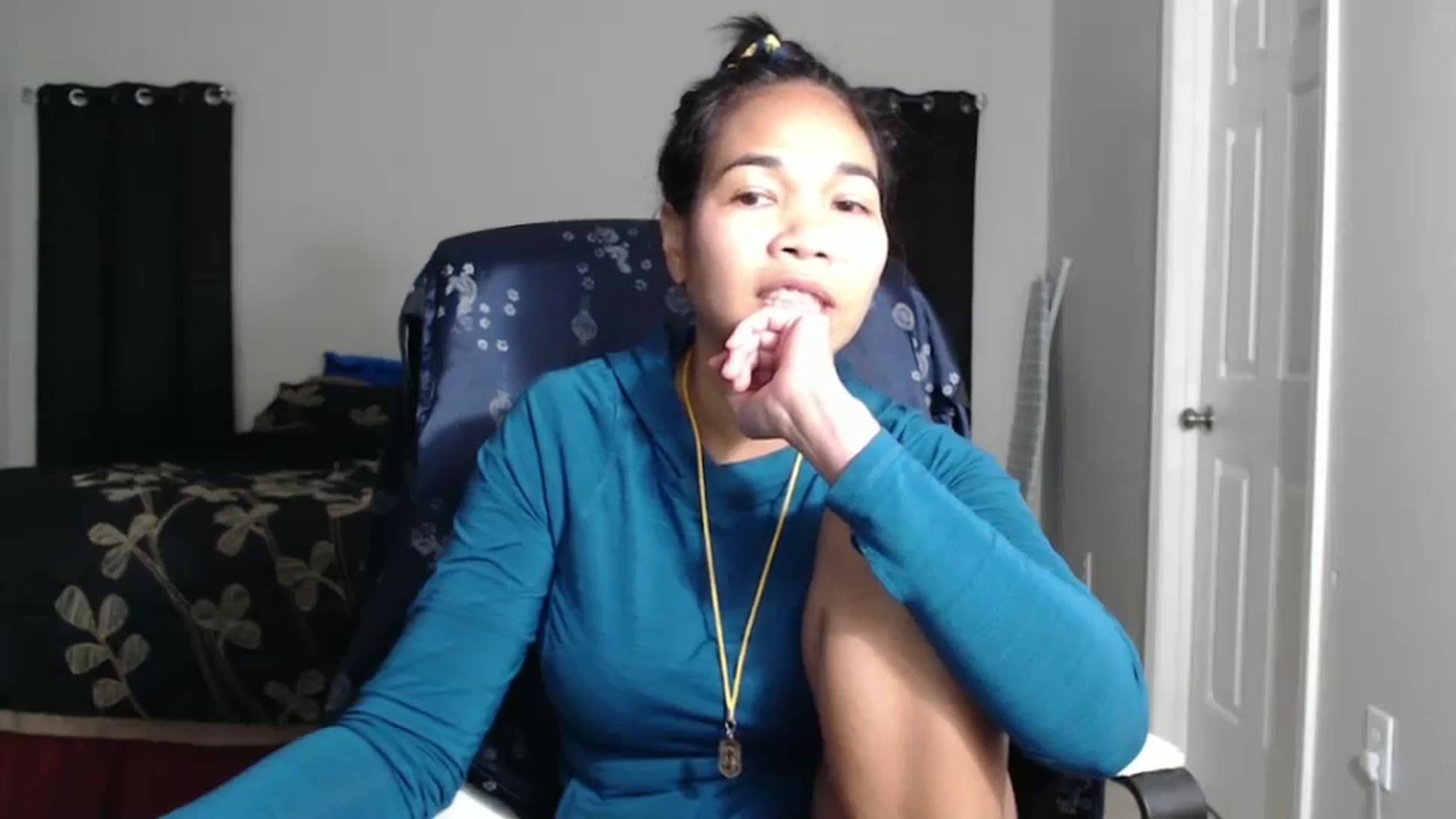 Gallery image thumbnail from Littlekai2023's myfreecams stream on, 10/17/2024, 02:13 image 19 of 20