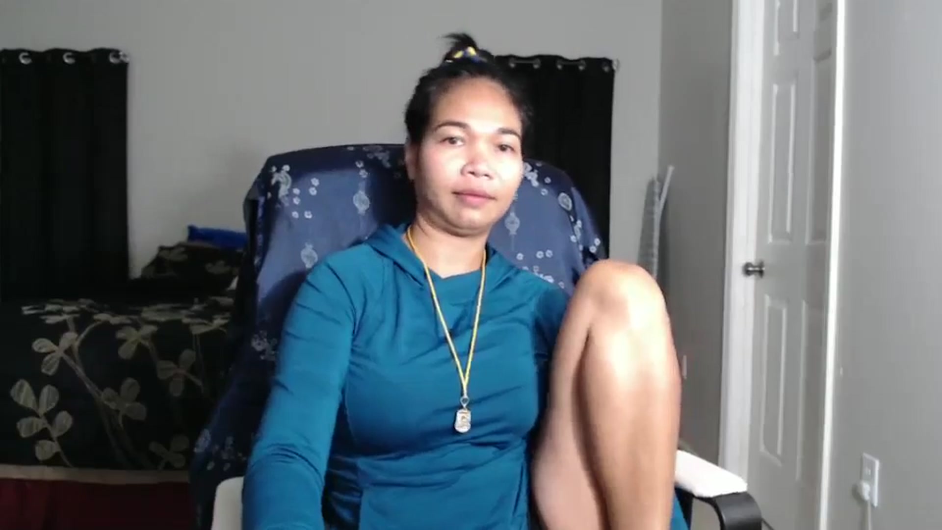 Gallery image thumbnail from Littlekai2023's myfreecams stream on, 10/17/2024, 02:13 image 12 of 20