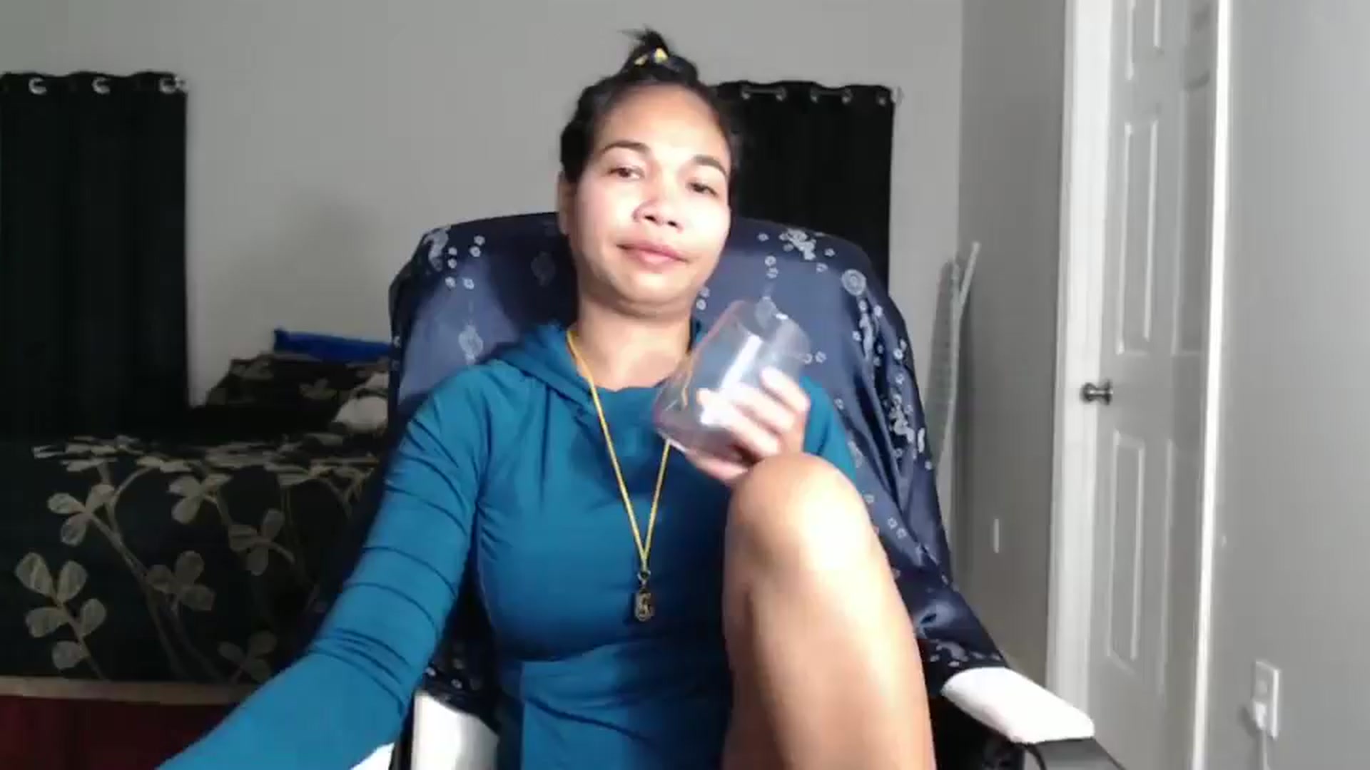 Gallery image thumbnail from Littlekai2023's myfreecams stream on, 10/17/2024, 02:13 image 1 of 20