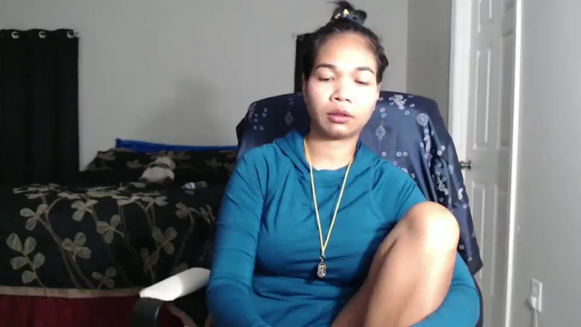 Gallery image thumbnail from Littlekai2023's myfreecams stream on, 10/17/2024, 02:13 image 6 of 20