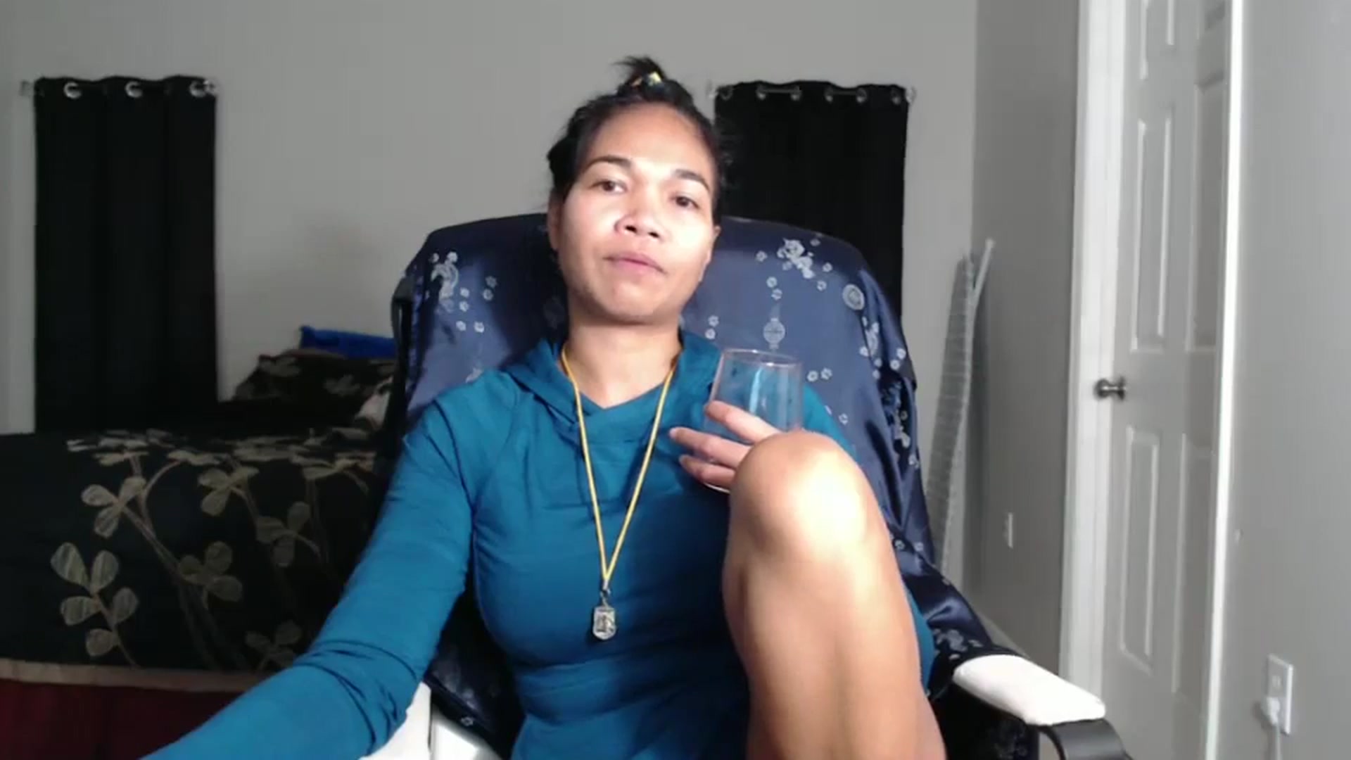 Gallery image thumbnail from Littlekai2023's myfreecams stream on, 10/17/2024, 02:13 image 20 of 20