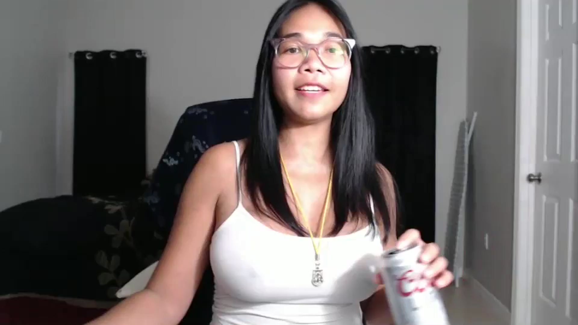 Gallery image thumbnail from Littlekai2023's myfreecams stream on, 10/19/2024, 23:41 image 1 of 20
