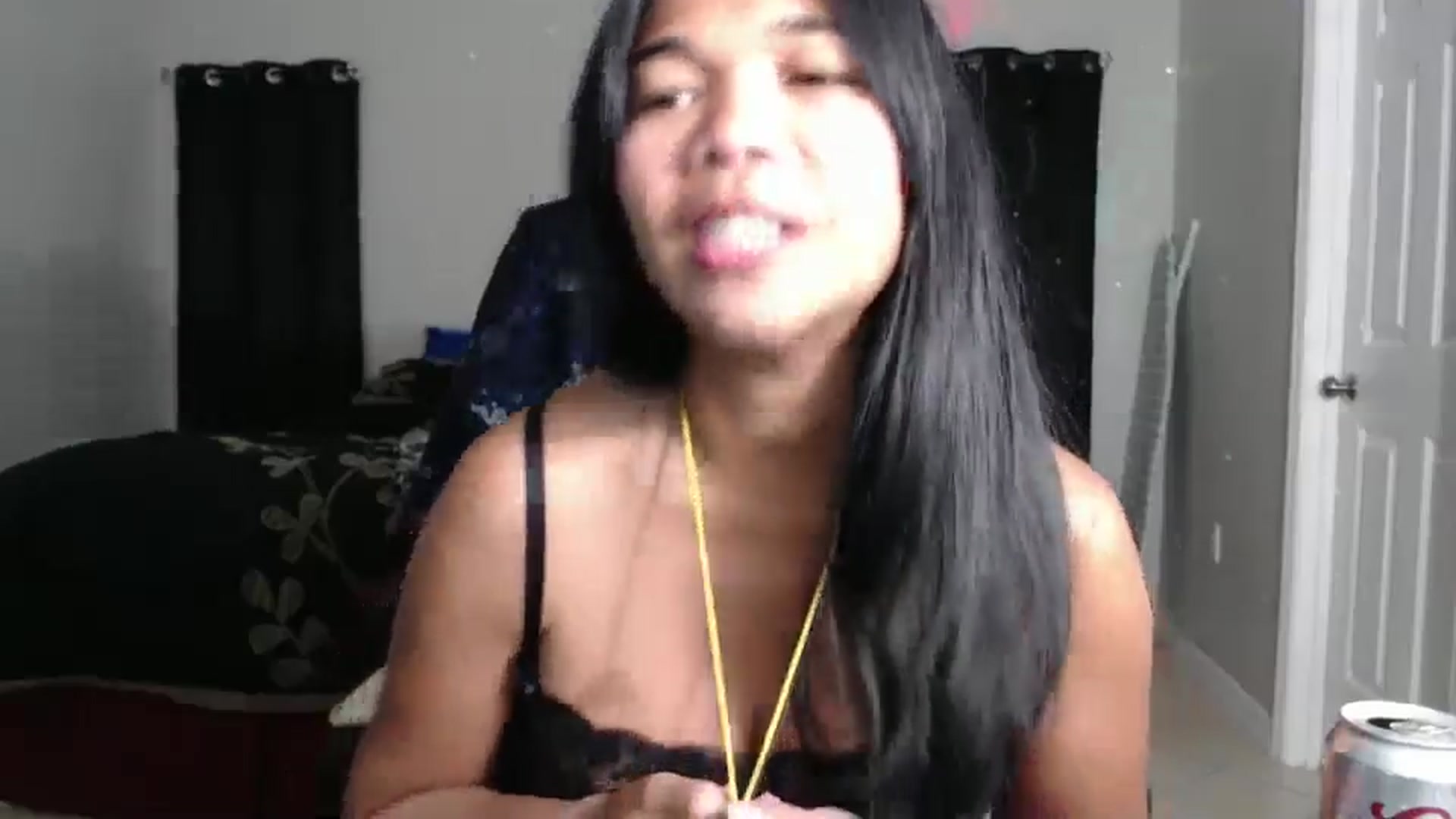 Gallery image thumbnail from Littlekai2023's myfreecams stream on, 10/20/2024, 02:39 image 13 of 20