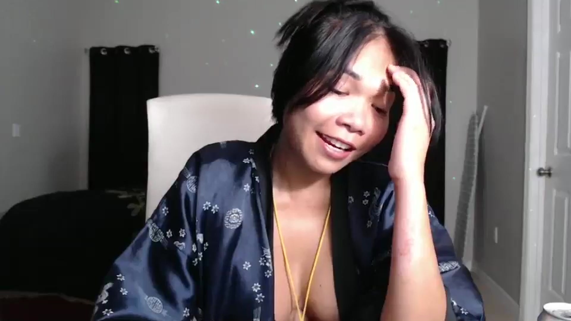 Gallery image thumbnail from Littlekai2023's myfreecams stream on, 10/21/2024, 24:01 image 16 of 20