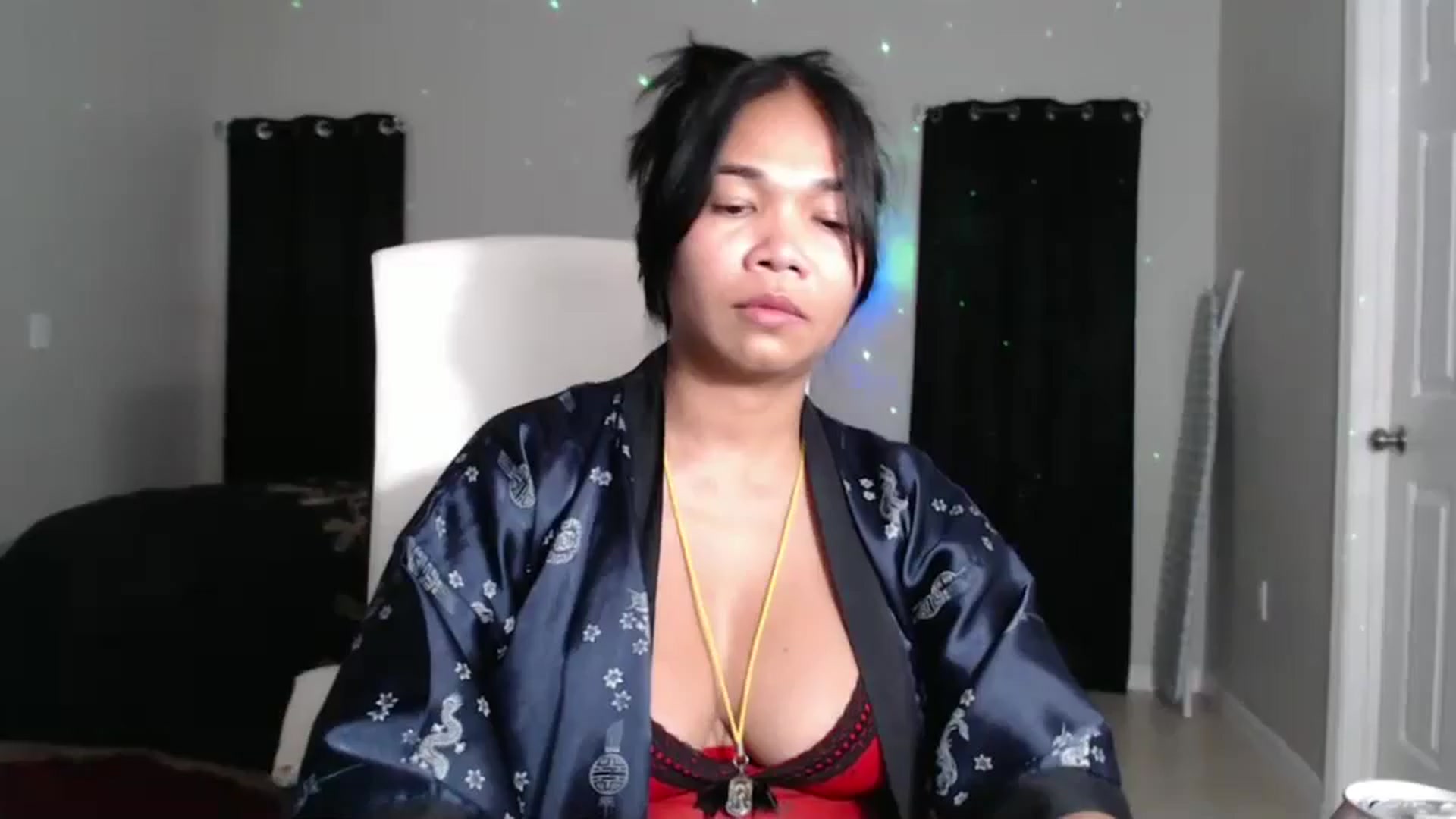 Gallery image thumbnail from Littlekai2023's myfreecams stream on, 10/21/2024, 24:01 image 18 of 20