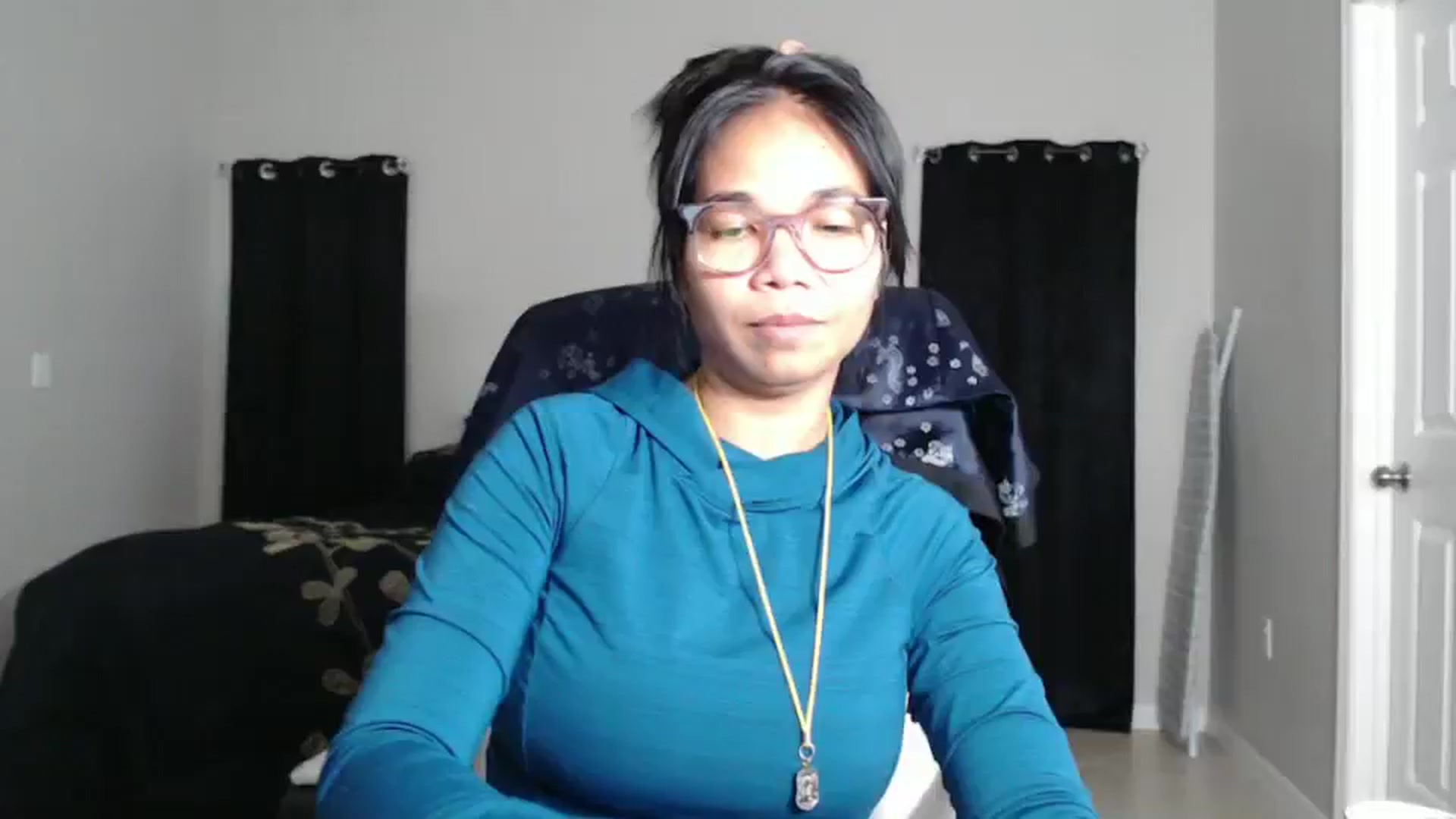 Gallery image thumbnail from Littlekai2023's myfreecams stream on, 10/22/2024, 24:49 image 12 of 20