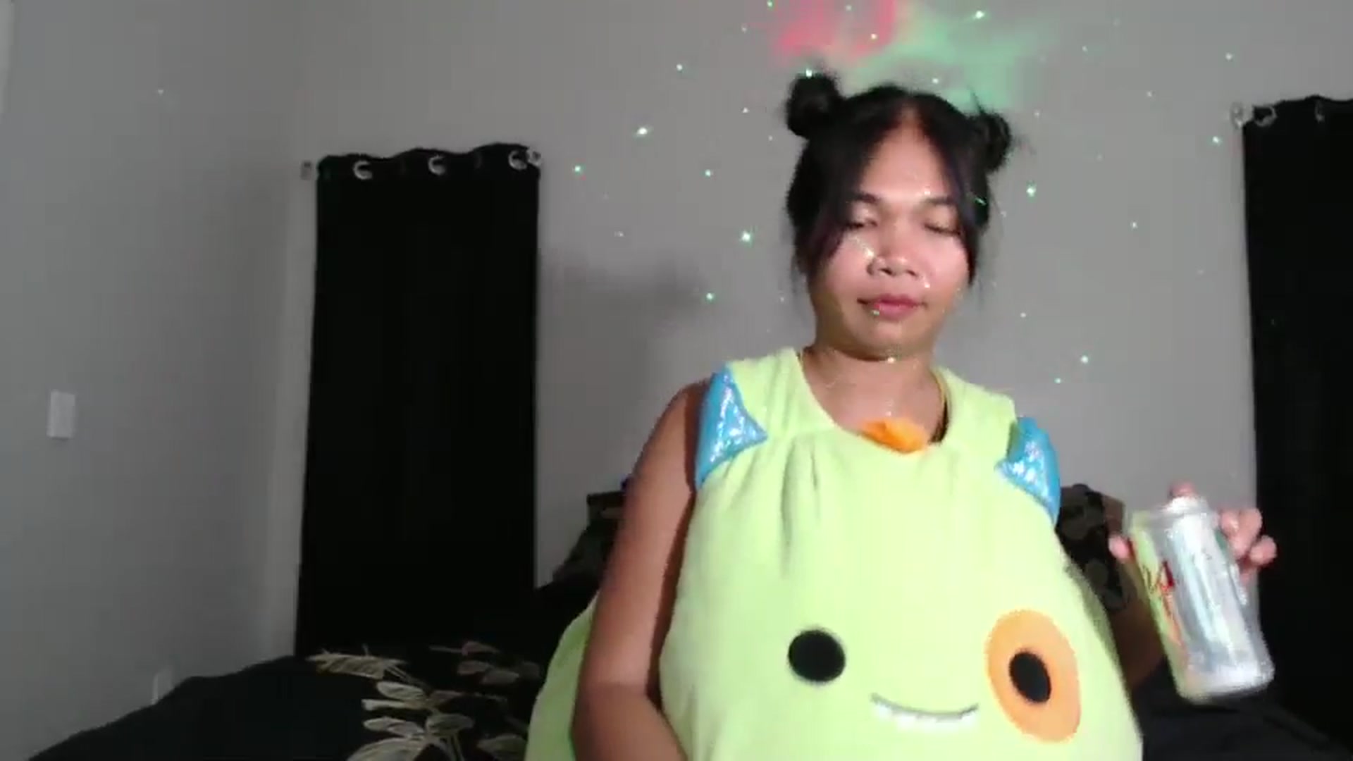 Gallery image thumbnail from Littlekai2023's myfreecams stream on, 10/24/2024, 01:23 image 13 of 20