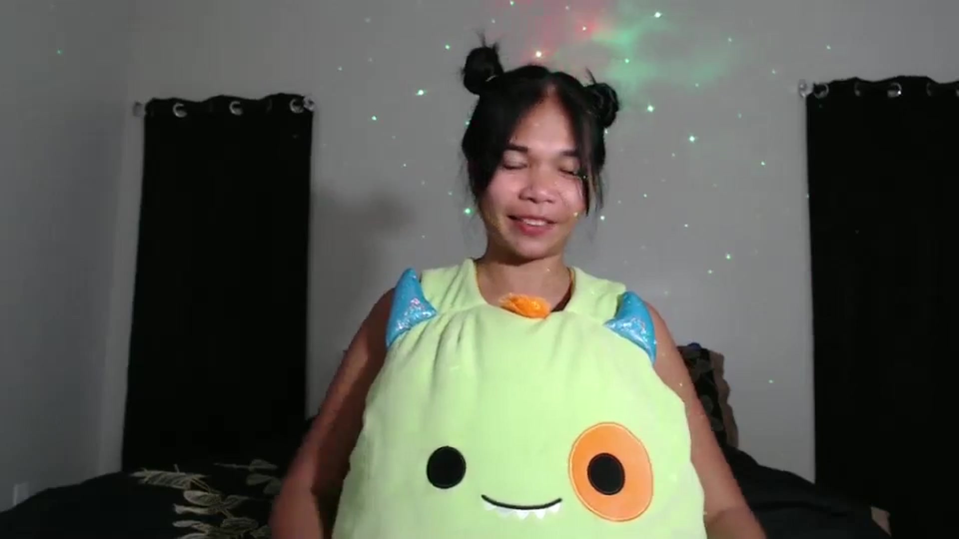 Gallery image thumbnail from Littlekai2023's myfreecams stream on, 10/24/2024, 01:23 image 10 of 20