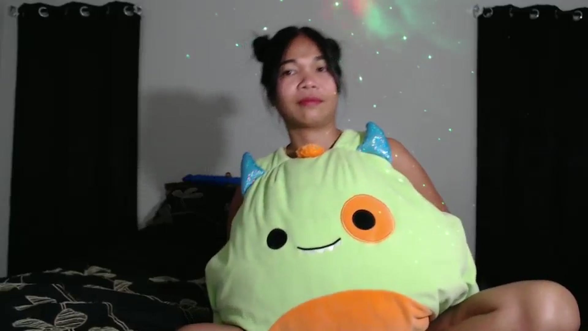 Gallery image thumbnail from Littlekai2023's myfreecams stream on, 10/24/2024, 01:23 image 2 of 20