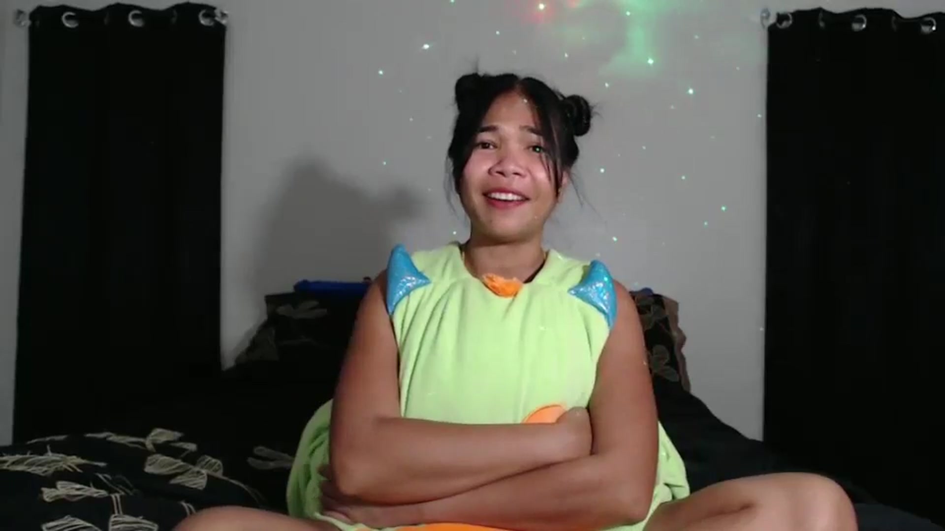 Gallery image thumbnail from Littlekai2023's myfreecams stream on, 10/24/2024, 01:23 image 7 of 20