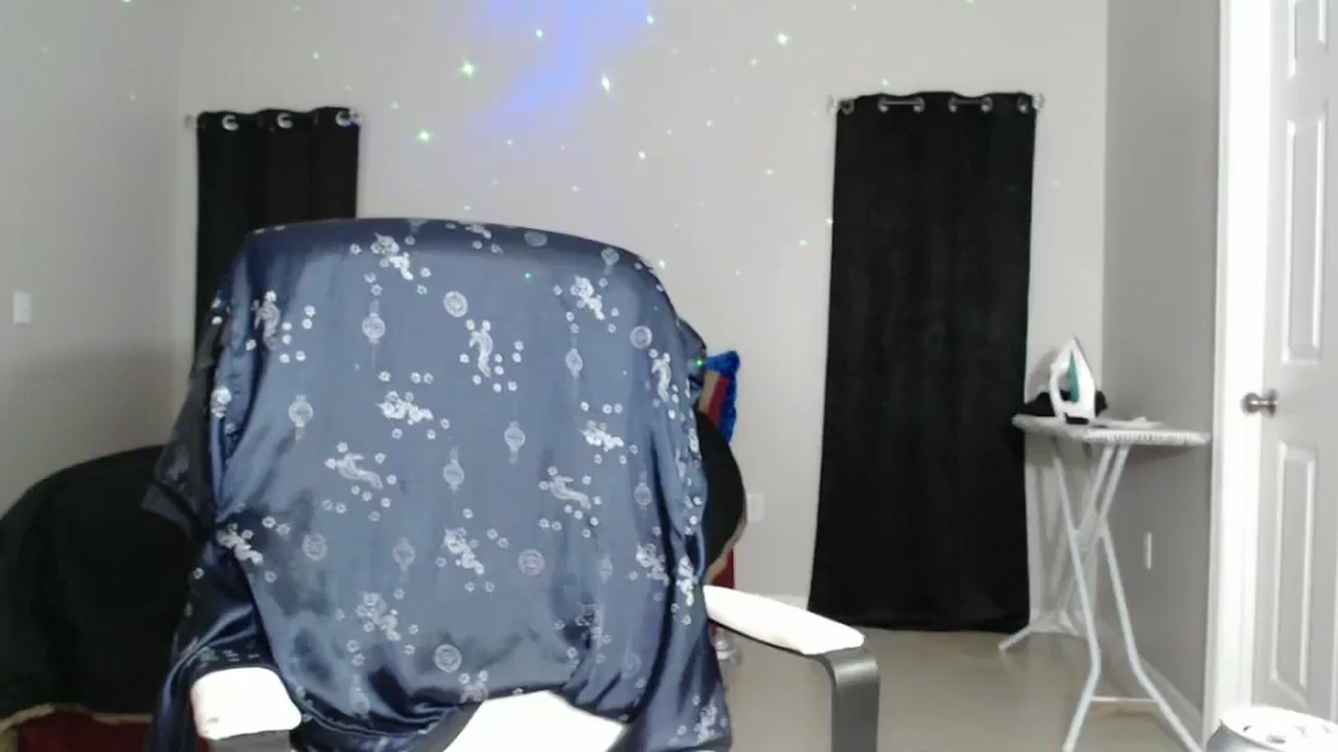 Gallery image thumbnail from Littlekai2023's myfreecams stream on, 10/28/2024, 03:57 image 16 of 20