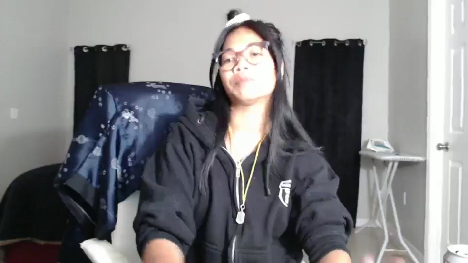 Gallery image thumbnail from Littlekai2023's myfreecams stream on, 10/29/2024, 01:03 image 5 of 20