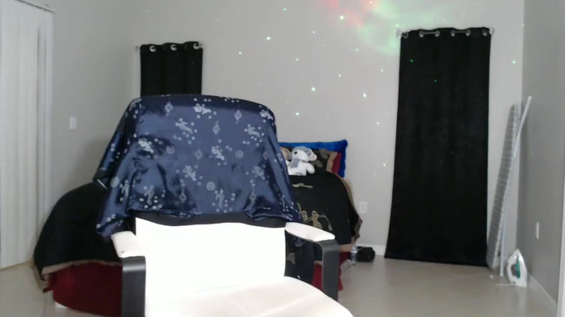 Gallery image thumbnail from Littlekai2023's myfreecams stream on, 11/01/2024, 03:38 image 8 of 20