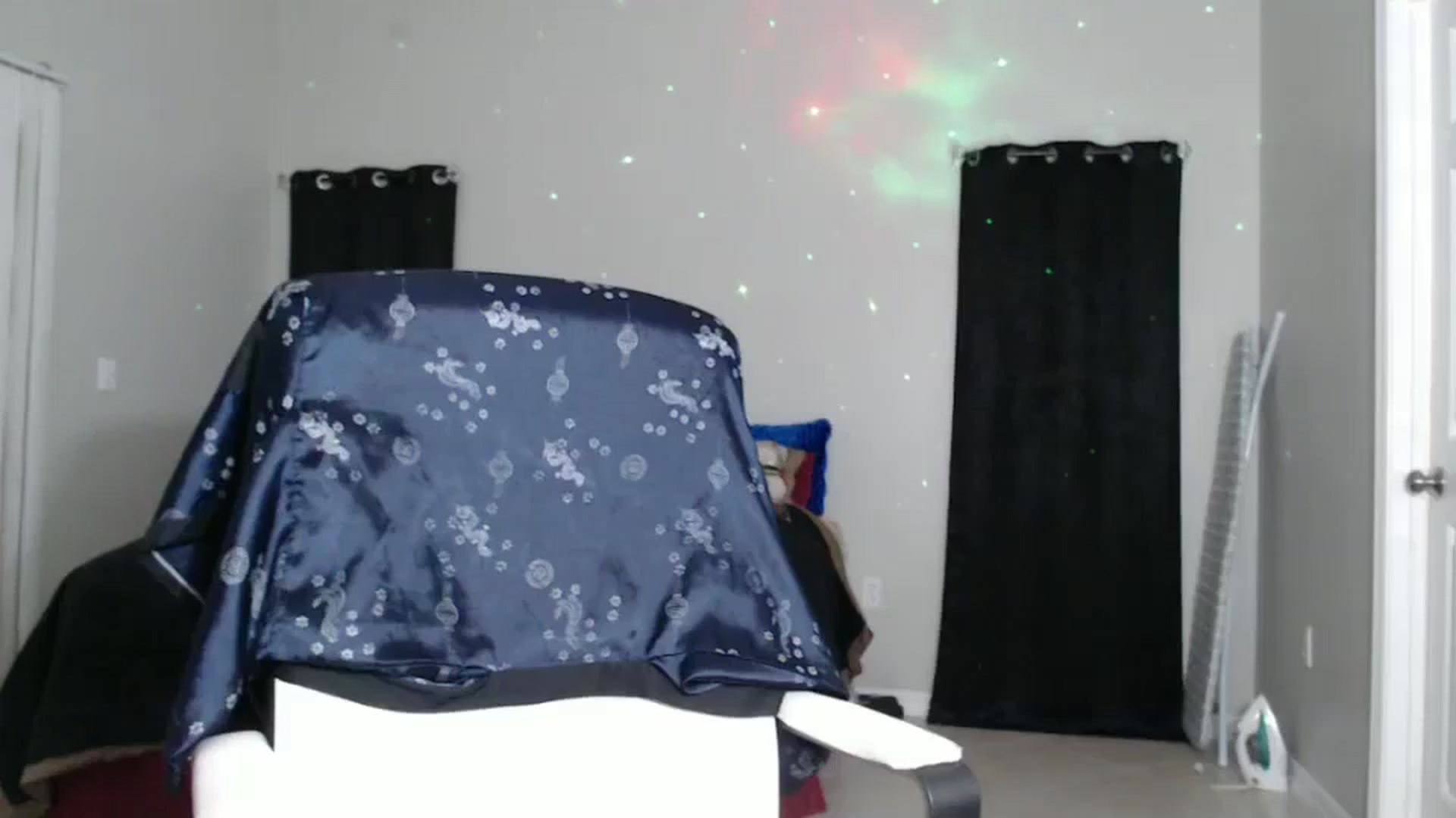 Gallery image thumbnail from Littlekai2023's myfreecams stream on, 11/01/2024, 03:38 image 20 of 20