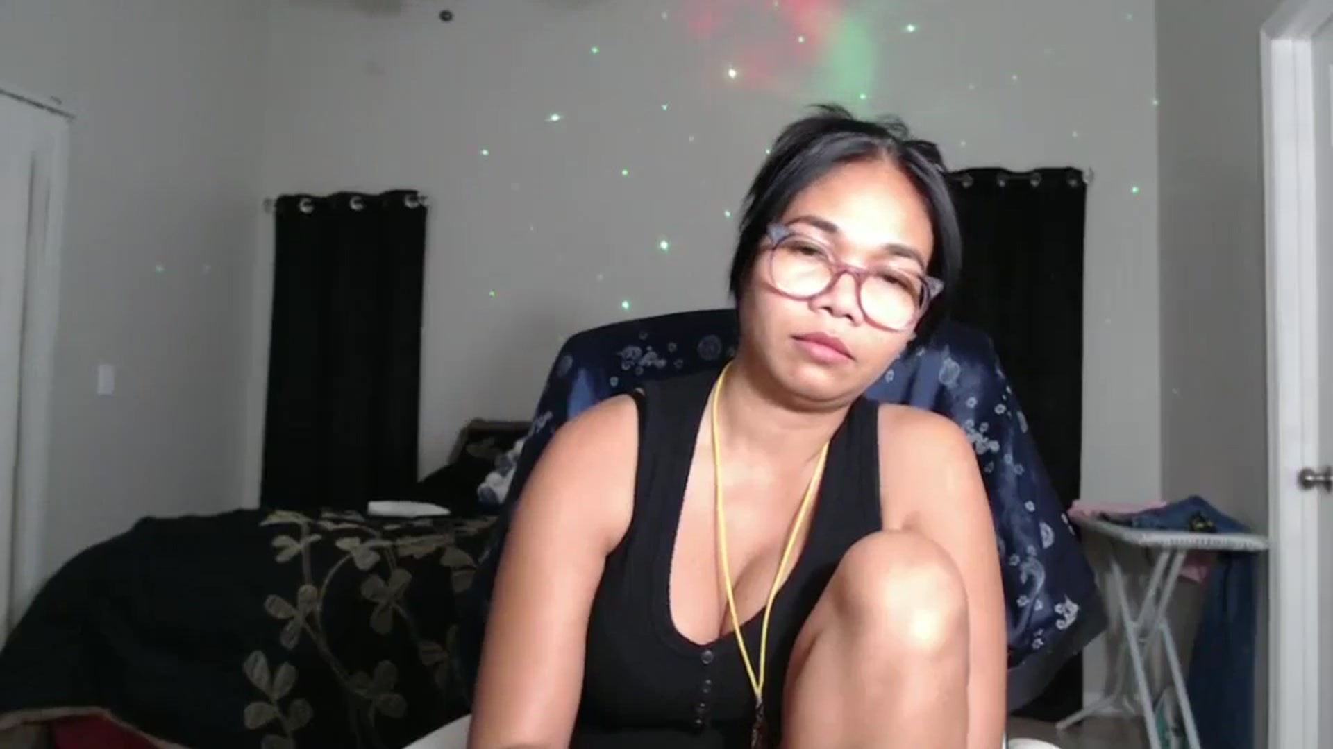 Gallery image thumbnail from Littlekai2023's myfreecams stream on, 11/03/2024, 24:01 image 15 of 20