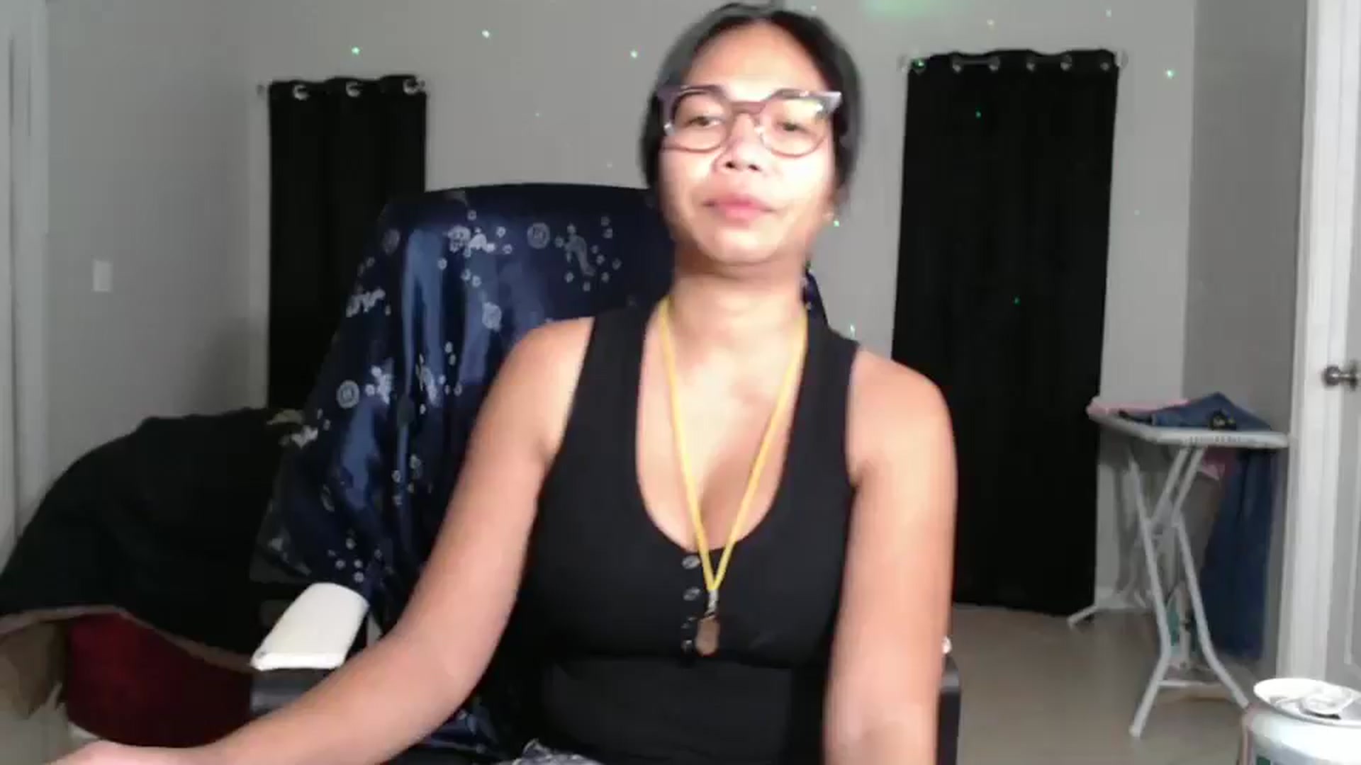 Gallery image thumbnail from Littlekai2023's myfreecams stream on, 11/03/2024, 24:01 image 20 of 20
