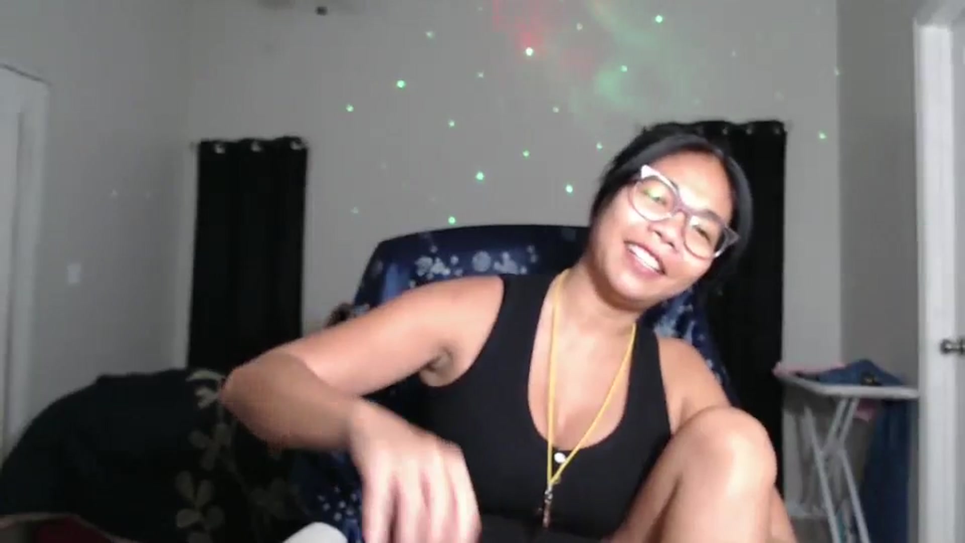 Gallery image thumbnail from Littlekai2023's myfreecams stream on, 11/03/2024, 24:01 image 16 of 20